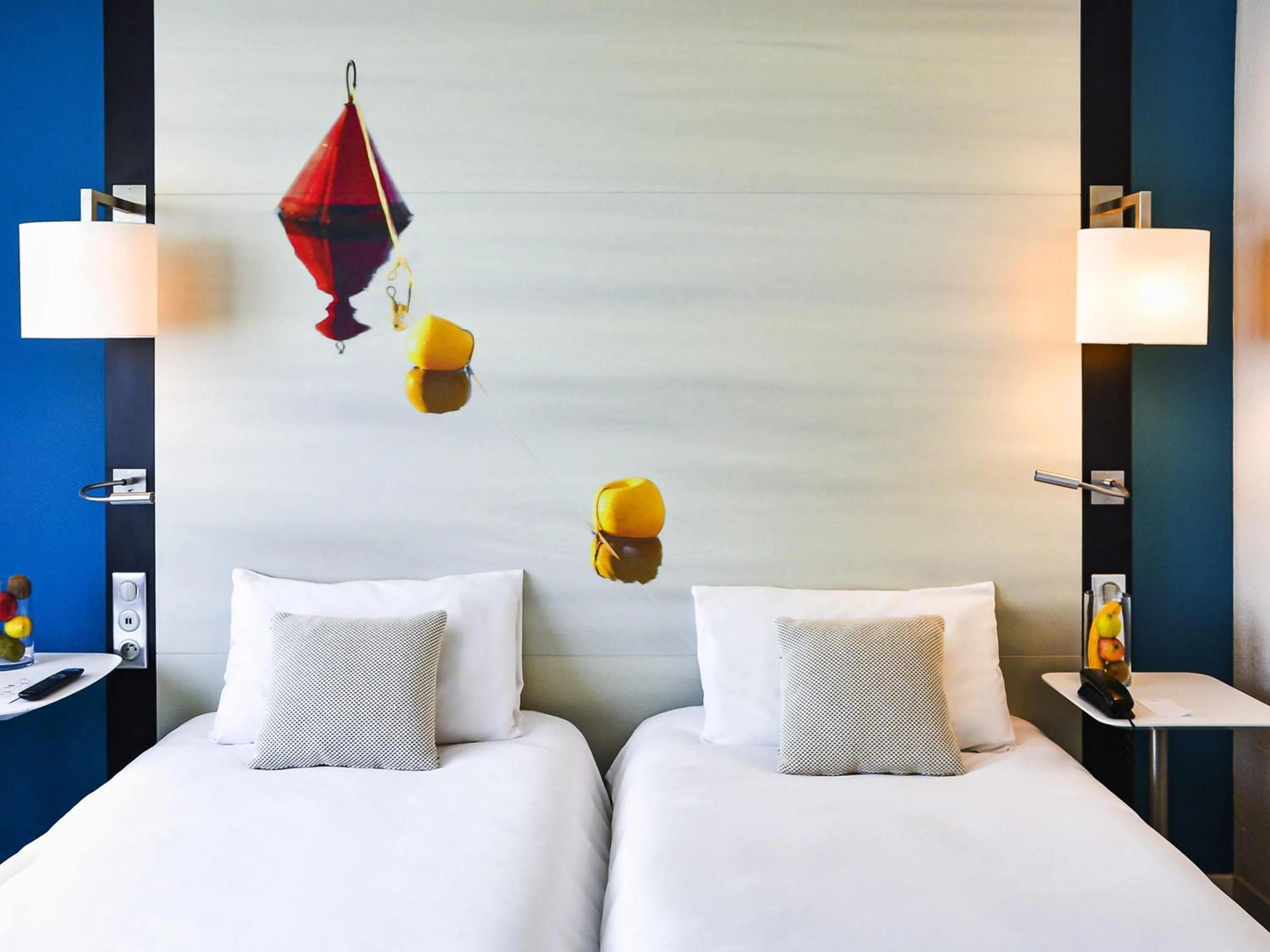 Bedroom, Bed in Mercure Lorient Centre