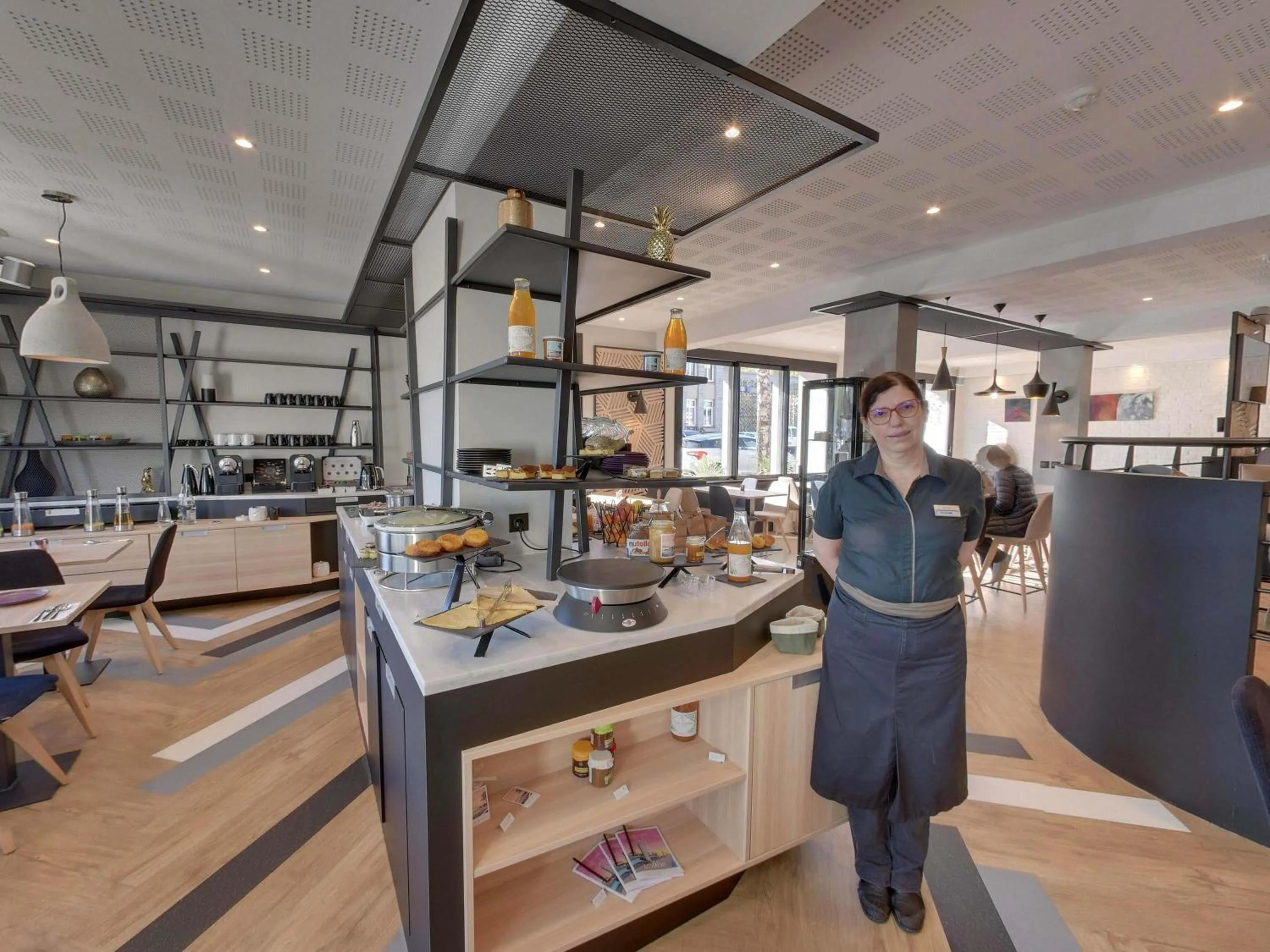 Restaurant/places to eat in Mercure Lorient Centre