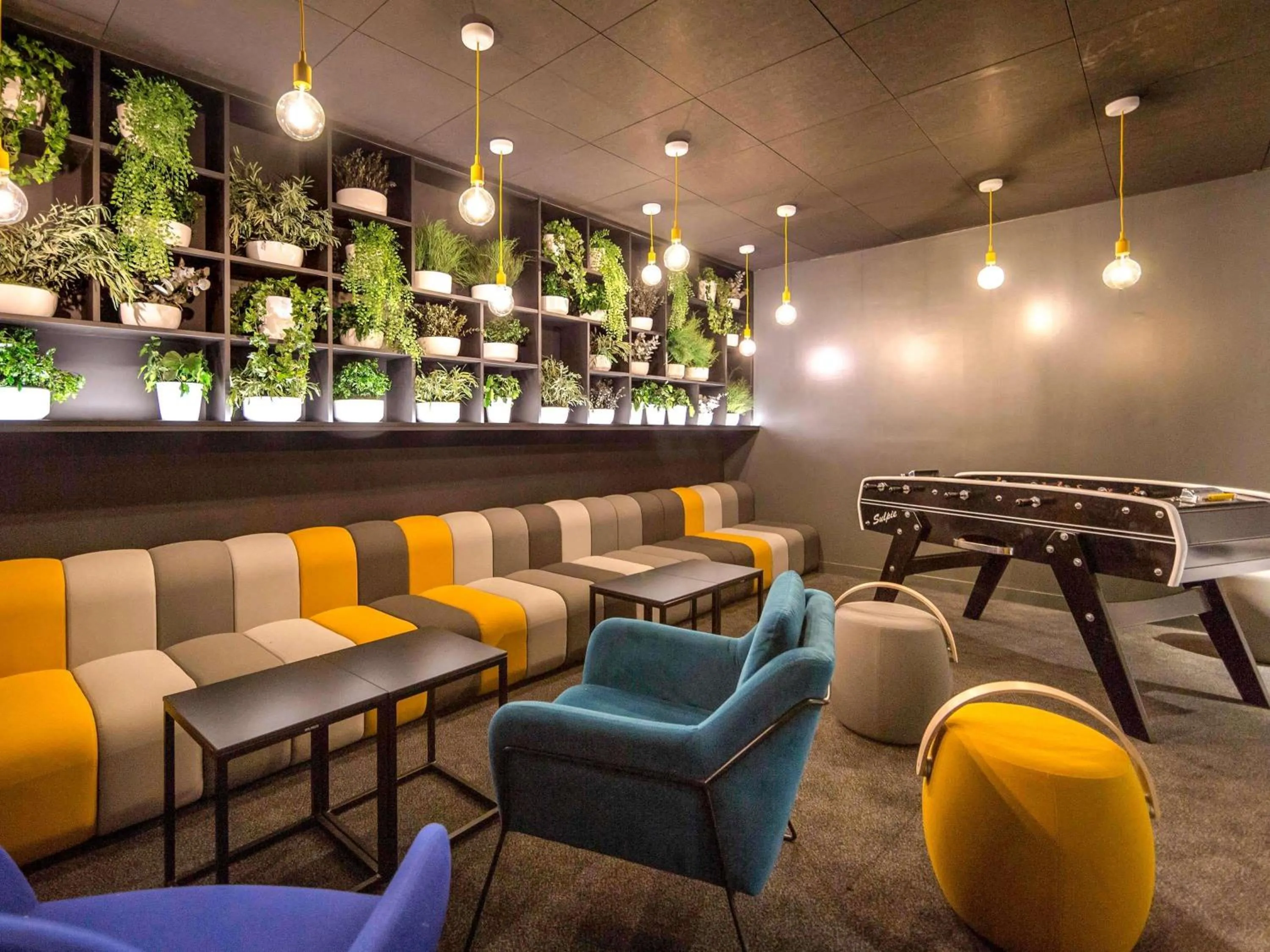 Property building in Mercure Hyères Centre Côte d'Azur