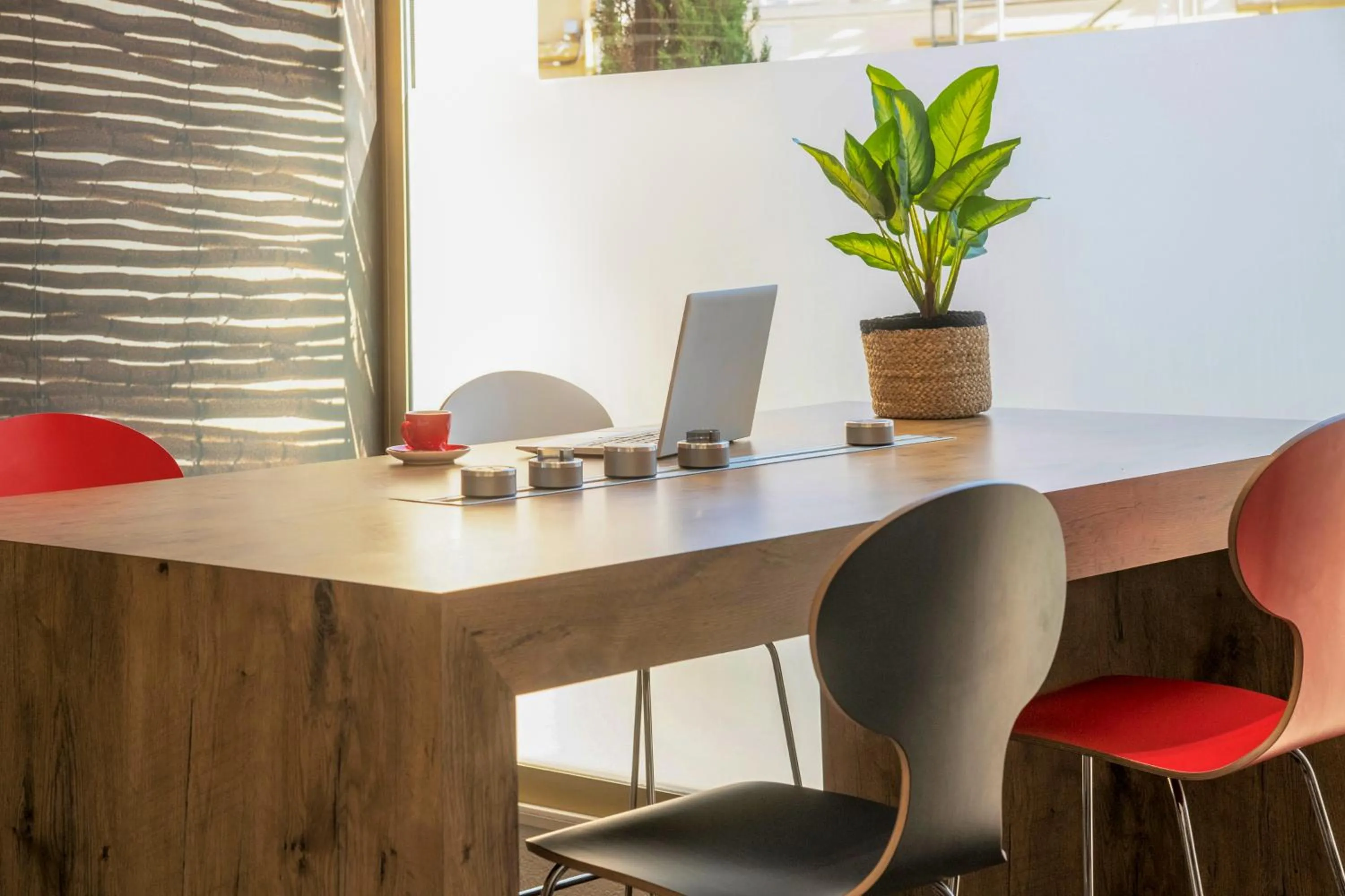 Business facilities in ibis Cannes Plage La Bocca