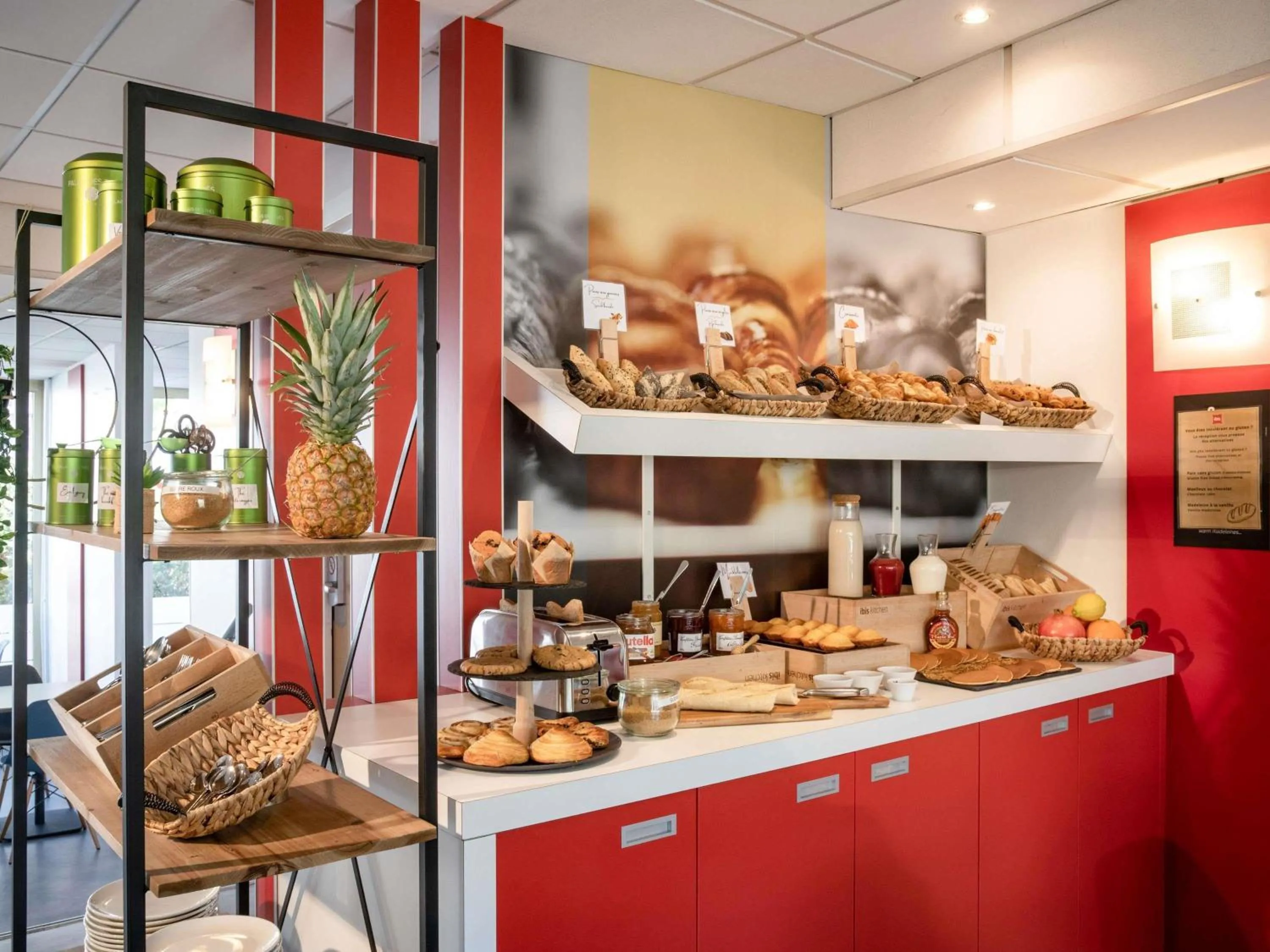 Breakfast in ibis Cannes Plage La Bocca