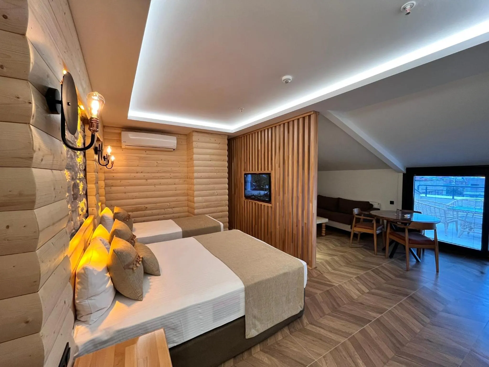 Bed in Gumus Palace Hotel