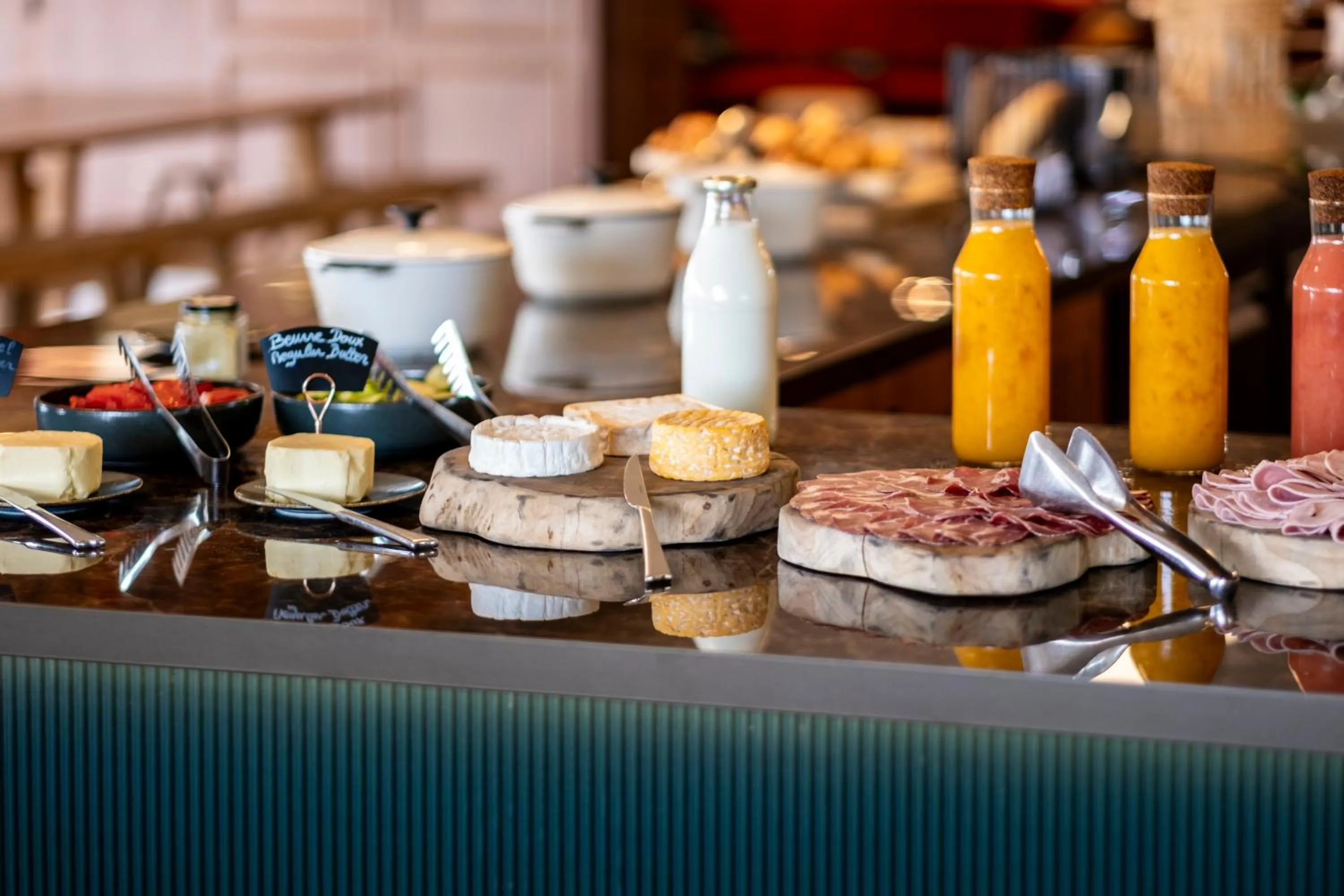 Breakfast in Mercure Bayeux Omaha Beach