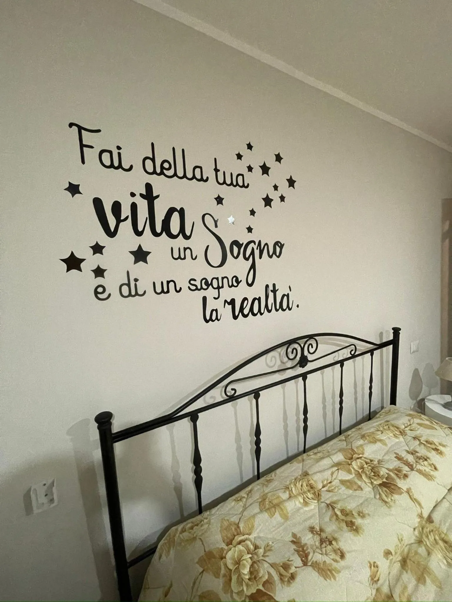 Bed in VILLA IZZO B&B