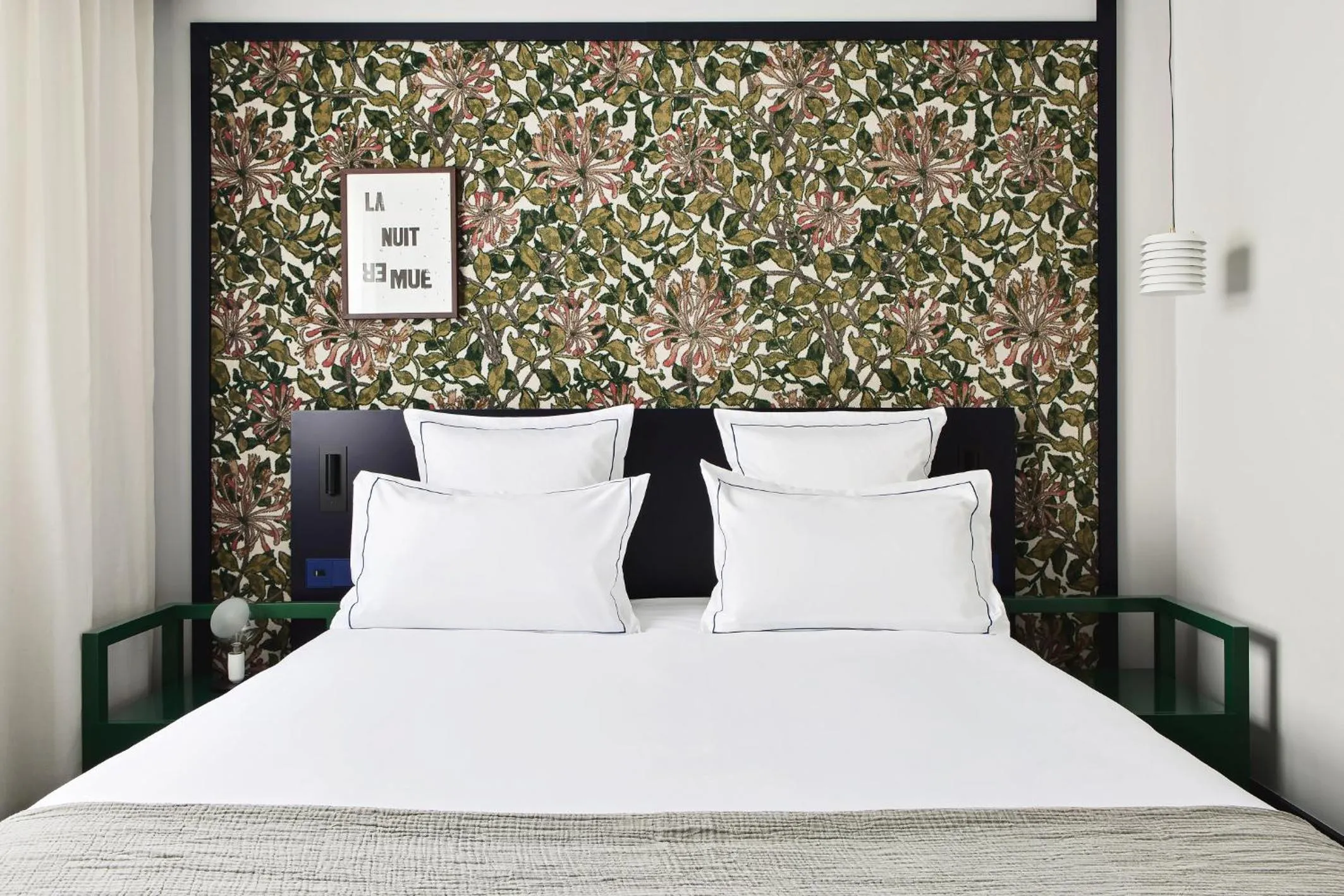 Bedroom, Bed in Hôtel Rosalie