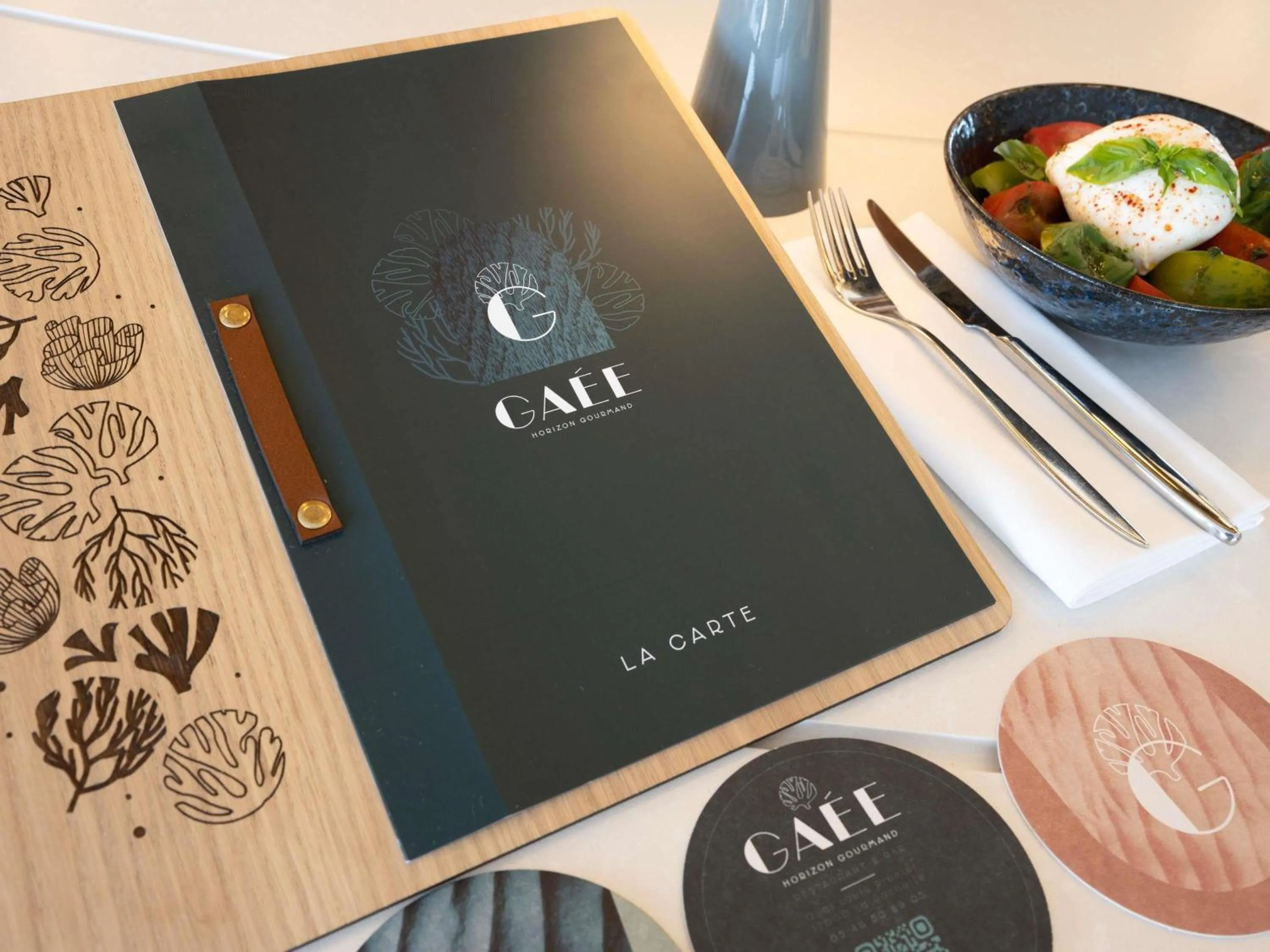 Restaurant/places to eat in Mercure La Rochelle Vieux Port