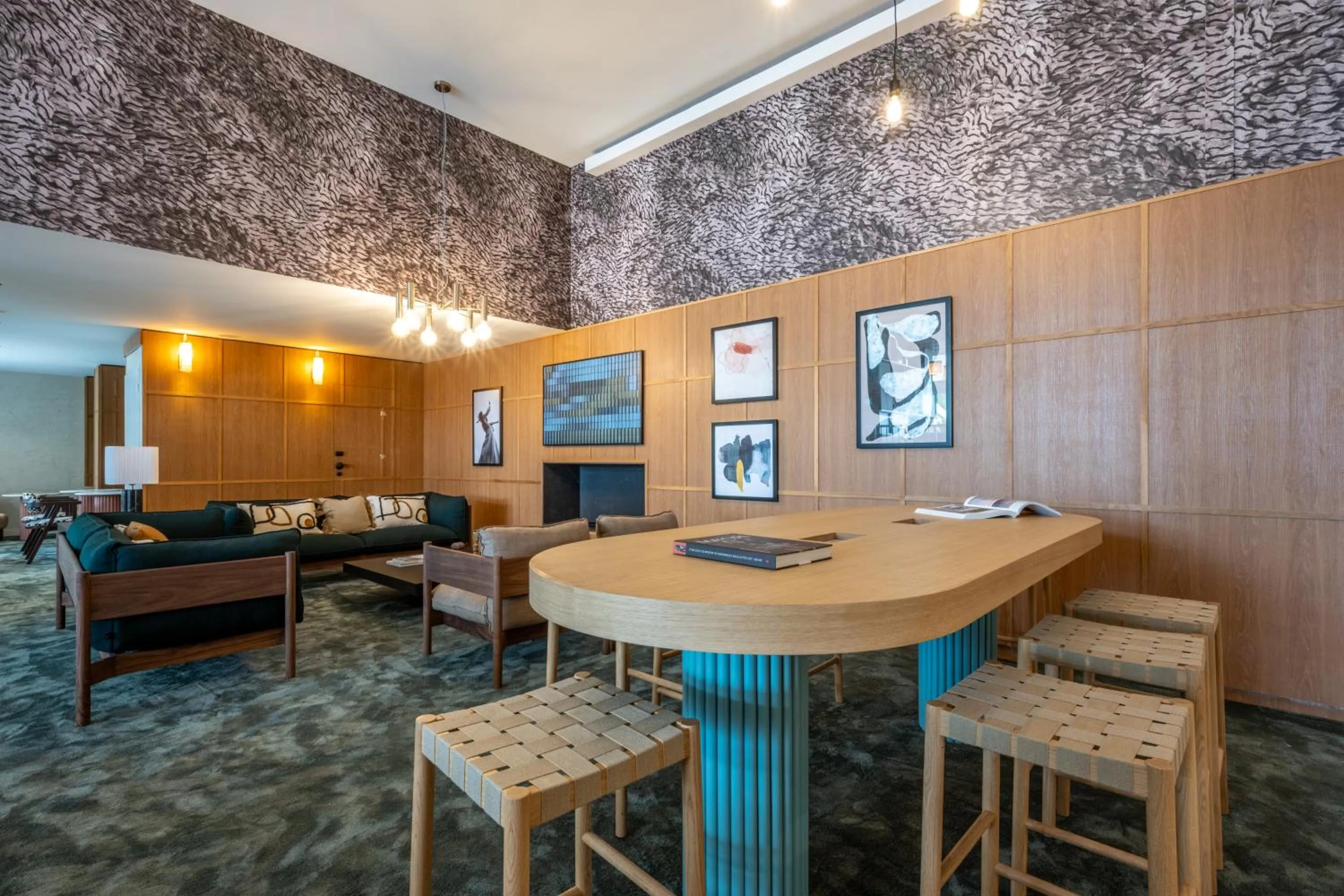 Seating area in Mercure La Rochelle Vieux Port