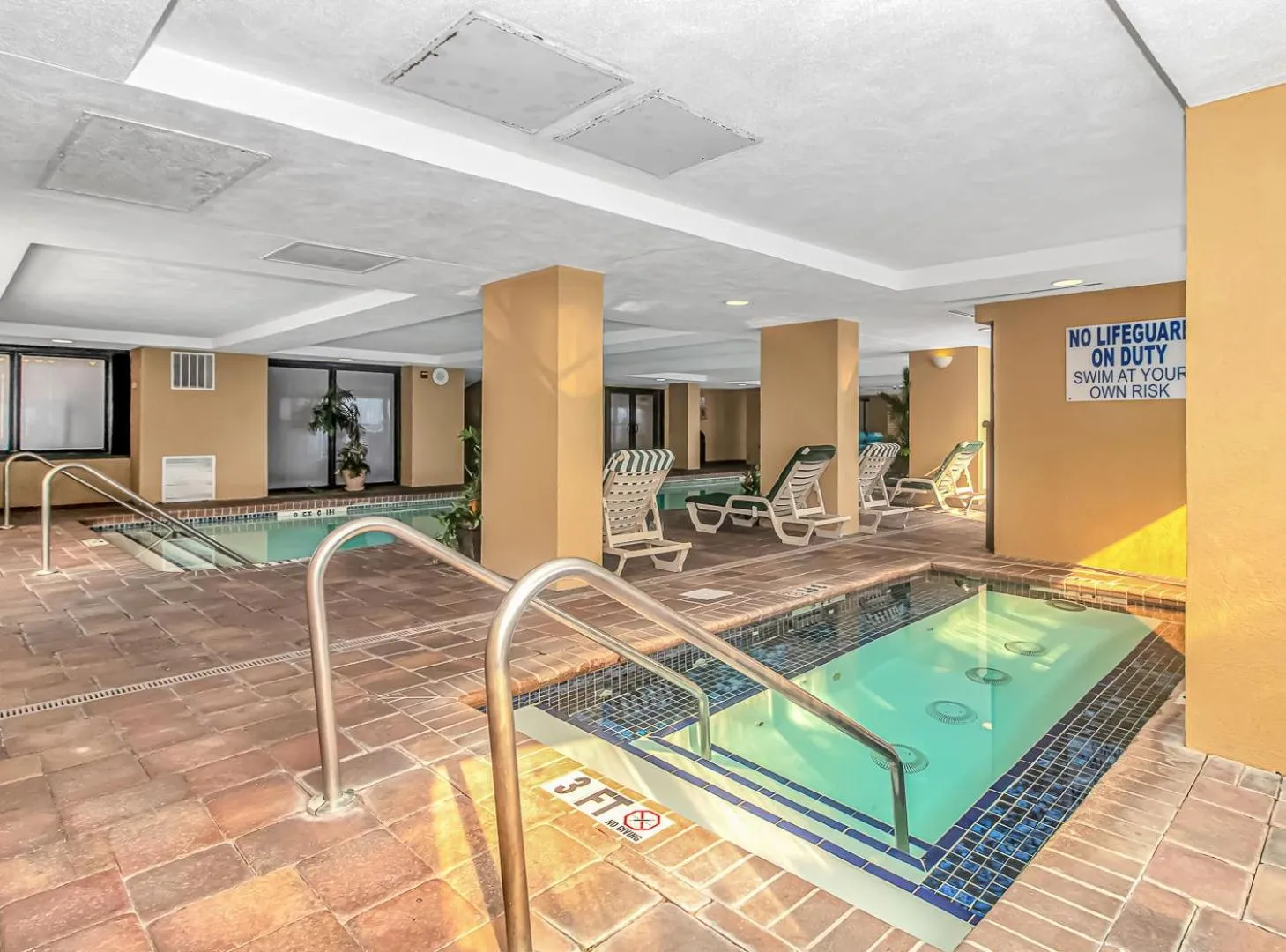 Swimming pool in Holiday Pavilion 405