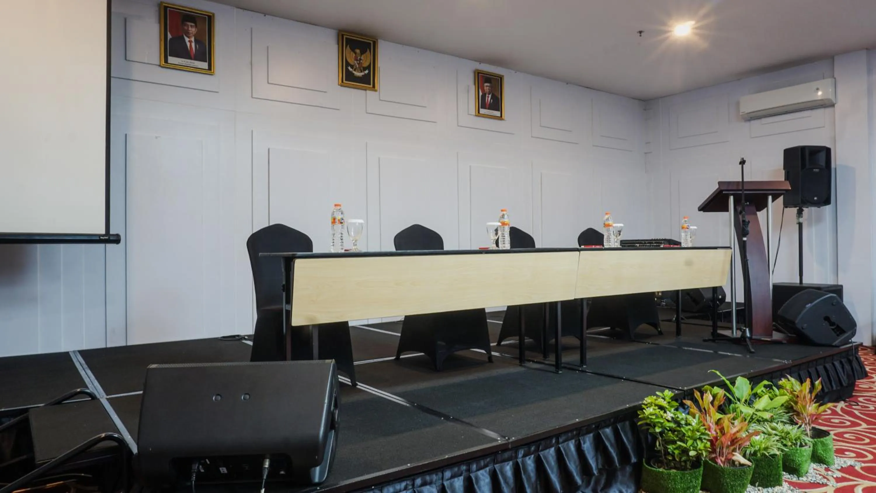 Meeting/conference room in Alam Hotel by Cordela