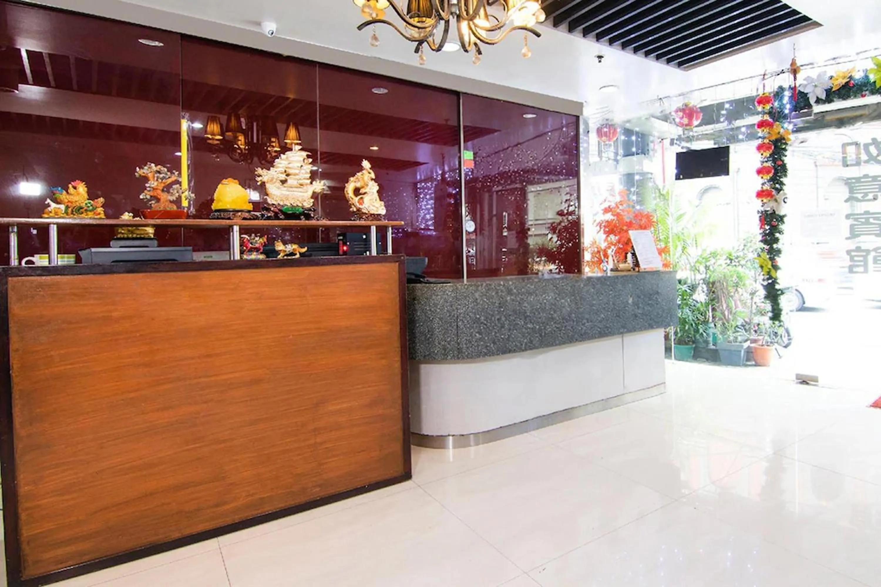 Lobby or reception in Lucky Hotel Binondo