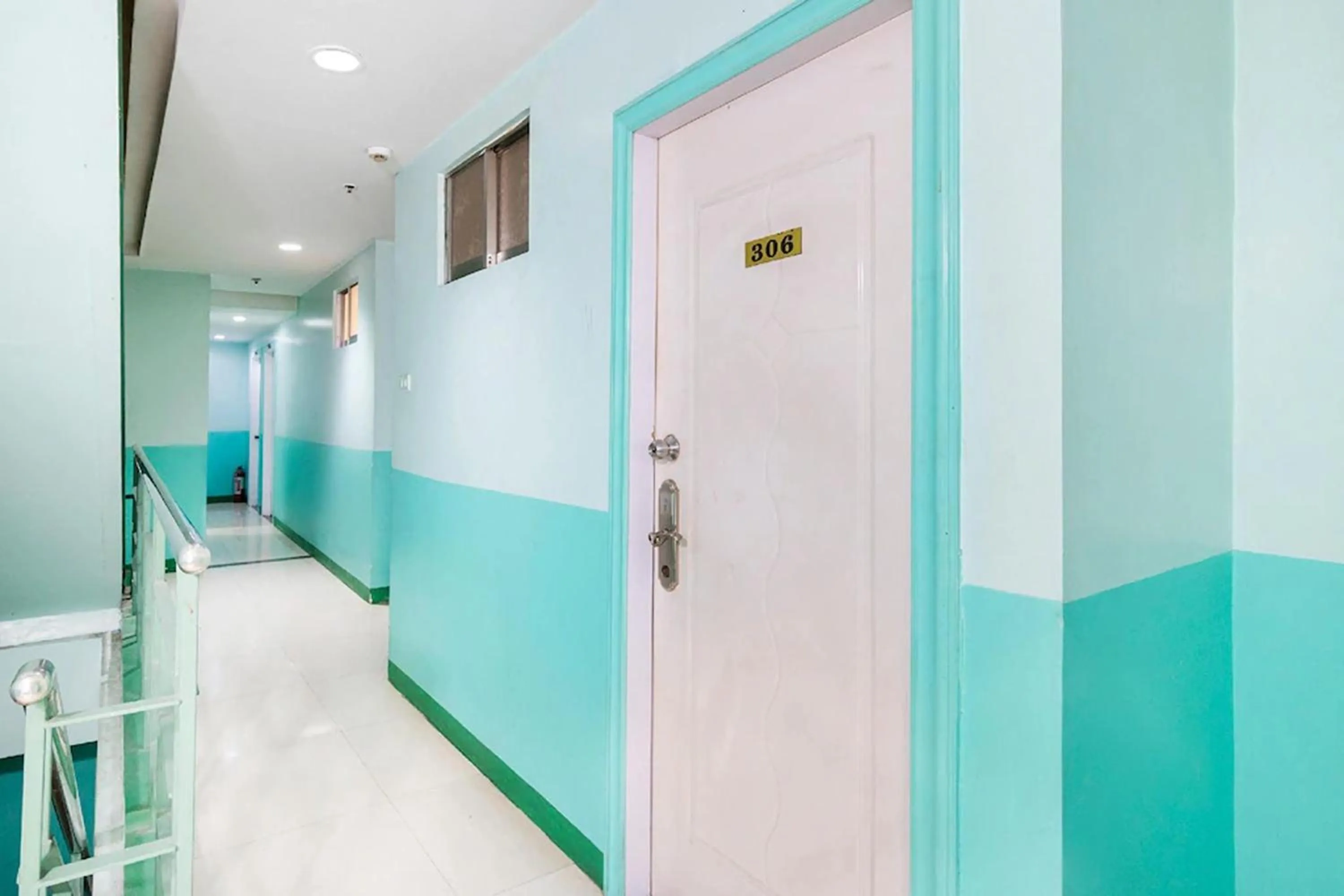 Property building in Lucky Hotel Binondo