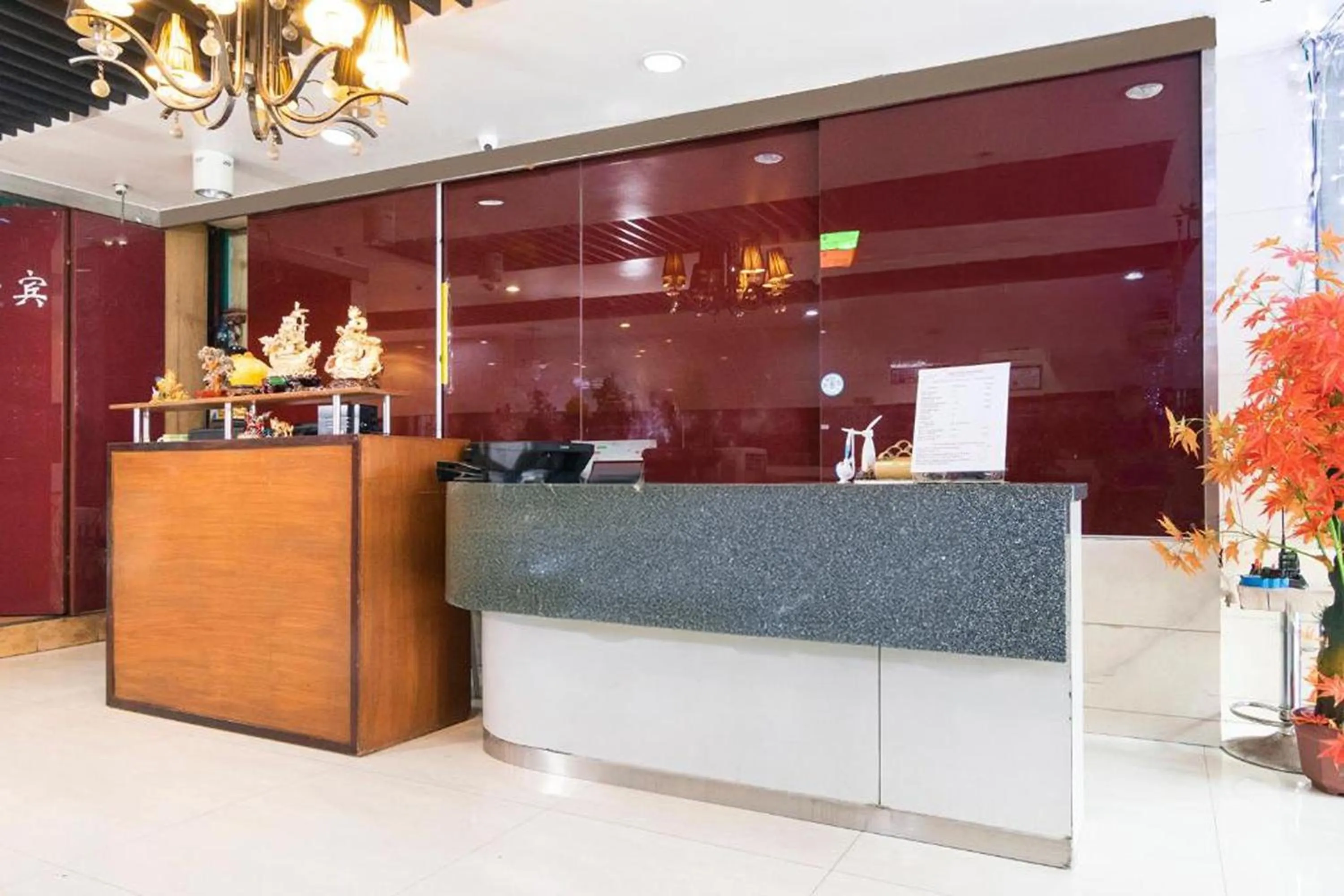Lobby or reception in Lucky Hotel Binondo