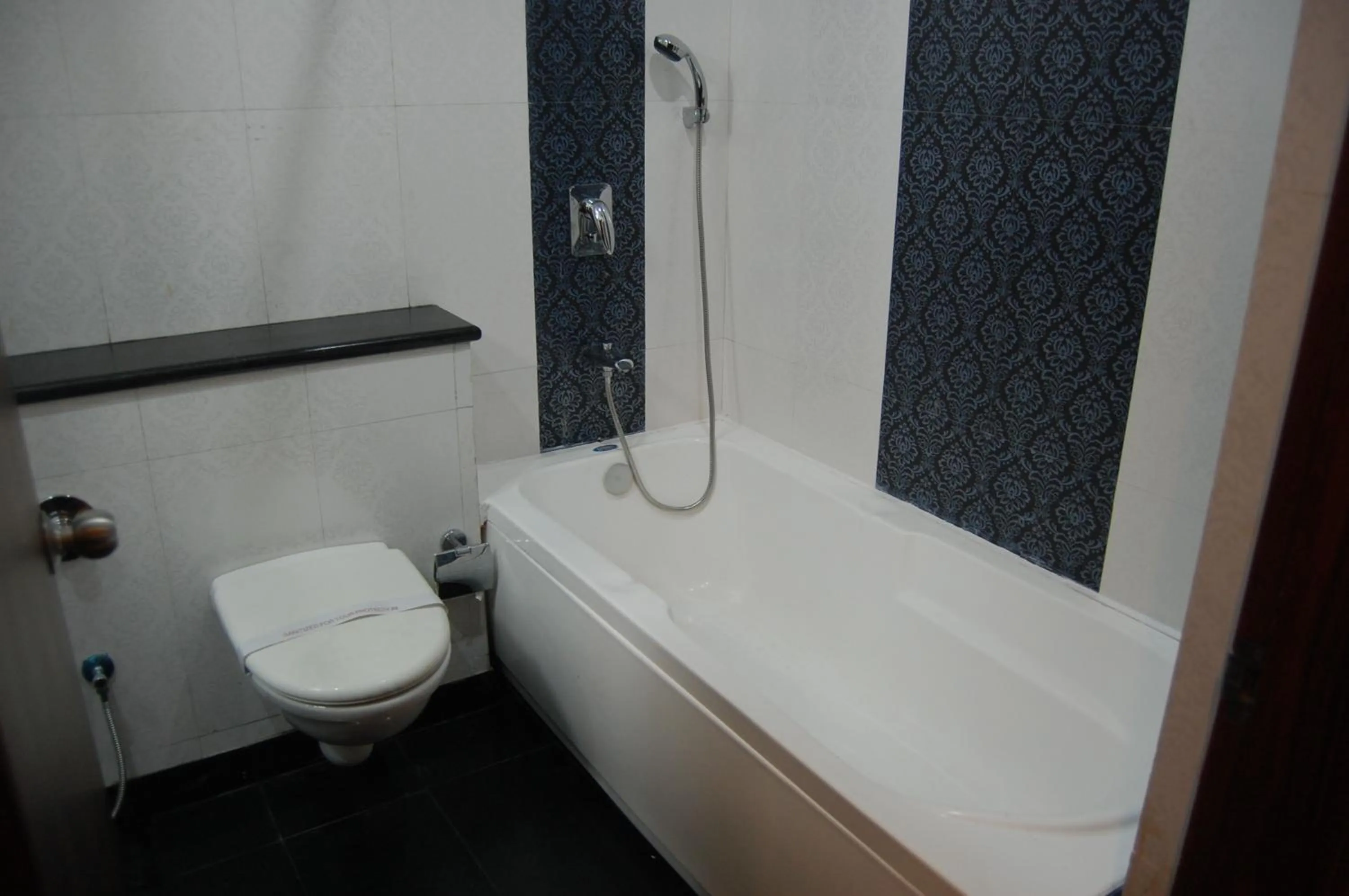 Bathroom in Hotel Sidharth