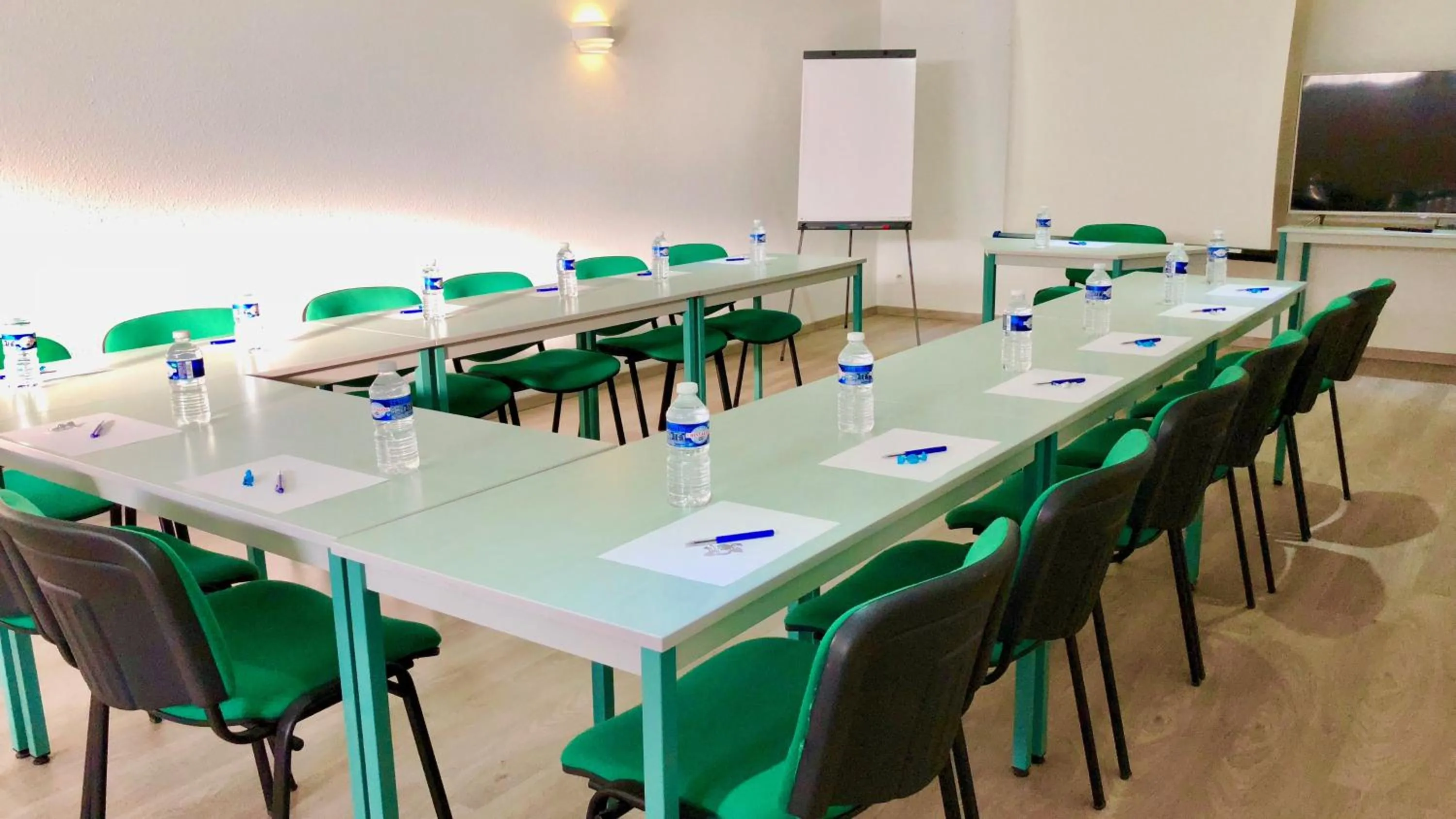 Logis Hôtels - Hôtel et Restaurant Les Cordeliers