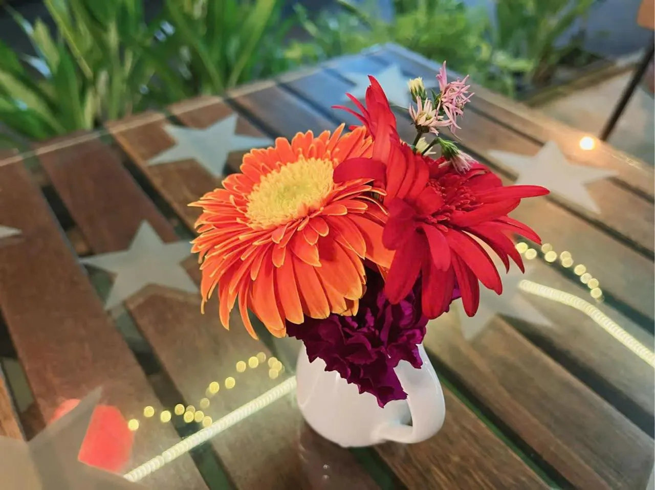 Decorative detail in Golden River Hotel