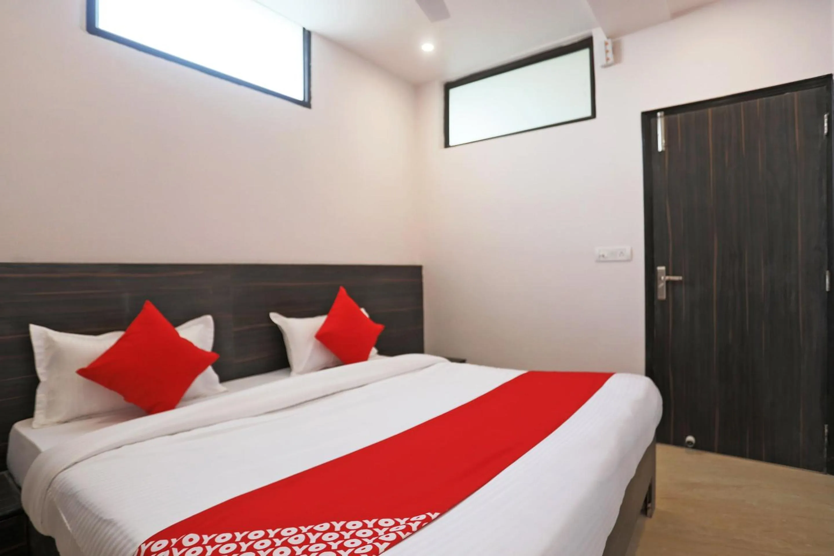 Bedroom, Bed in Hotel O DSG Residency
