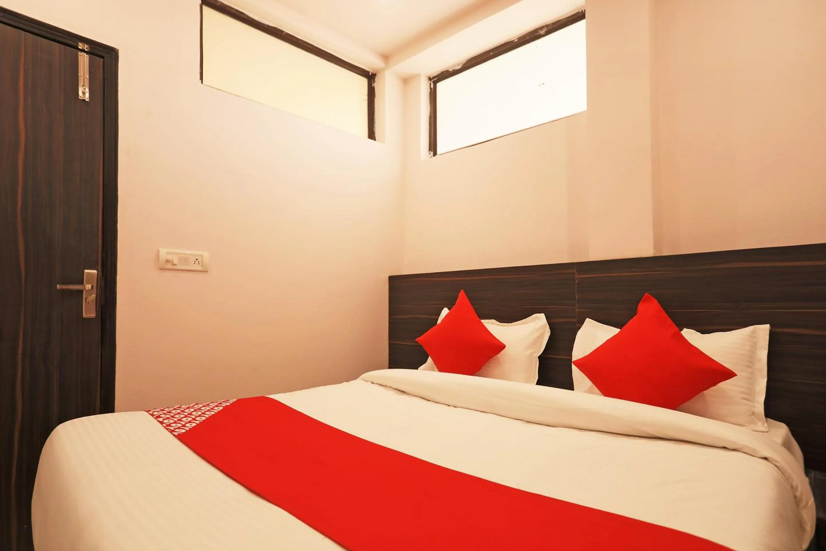 Bedroom, Bed in Hotel O DSG Residency