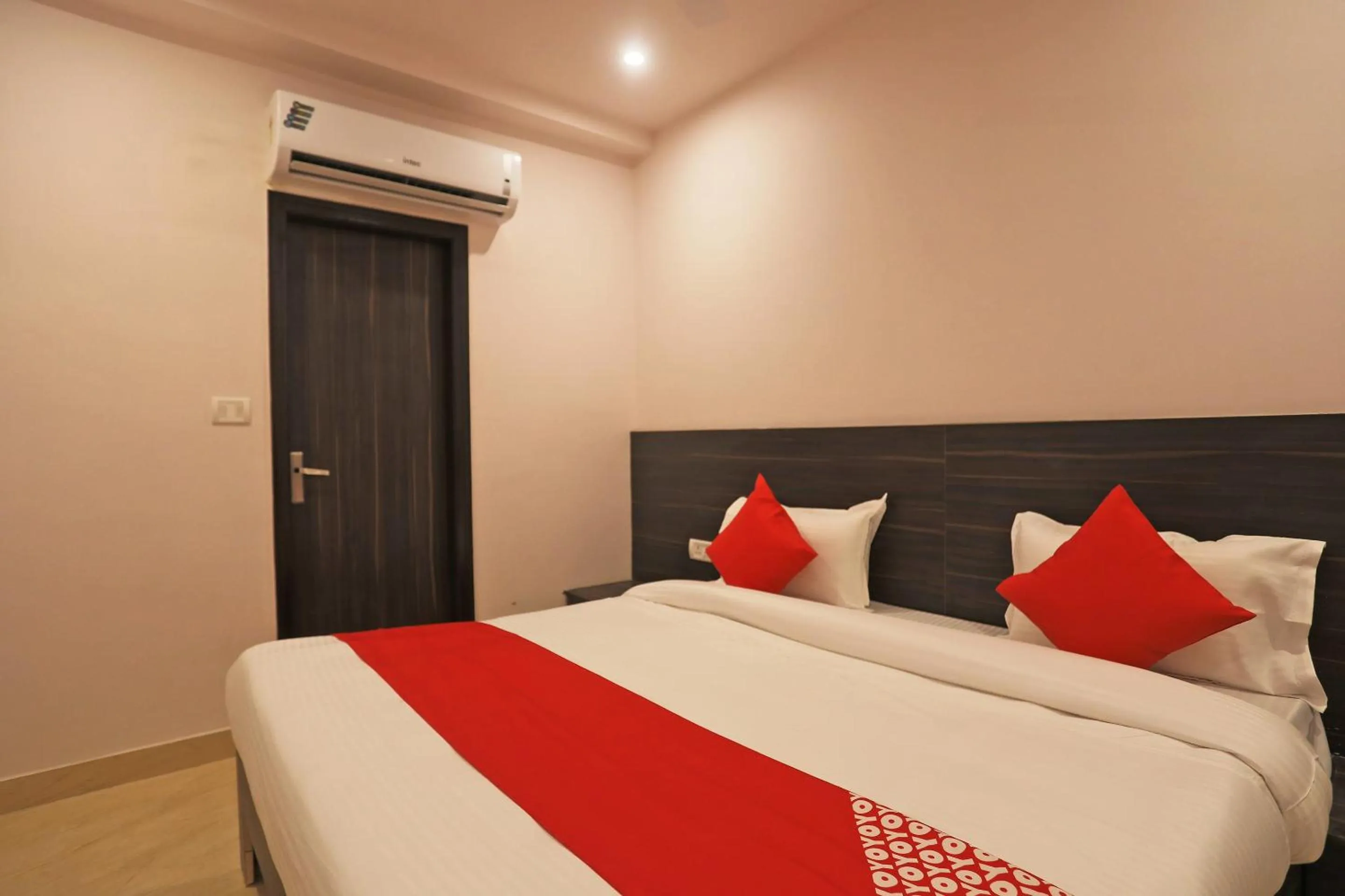 Bedroom, Bed in Hotel O DSG Residency
