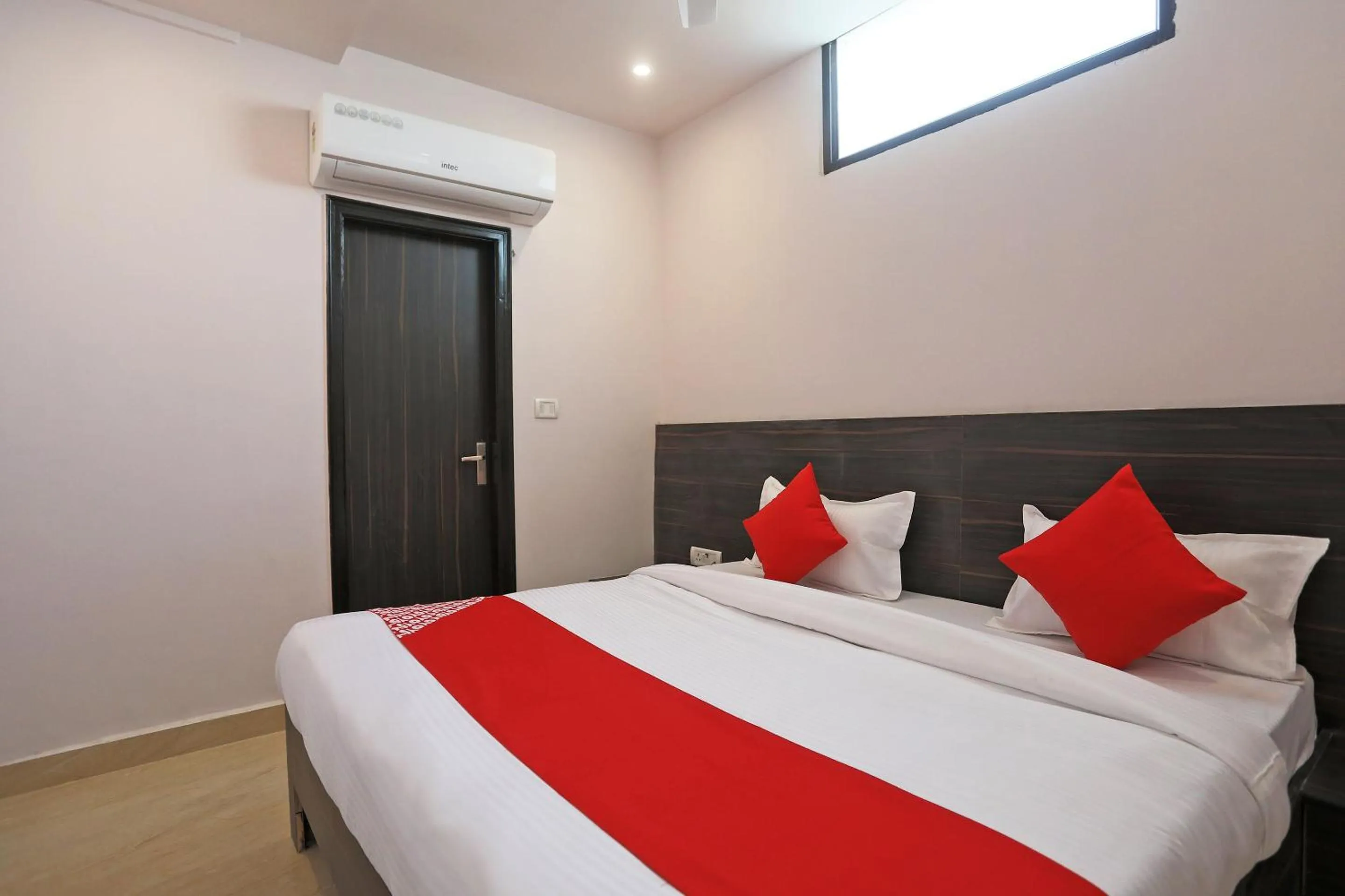 Bedroom, Bed in Hotel O DSG Residency
