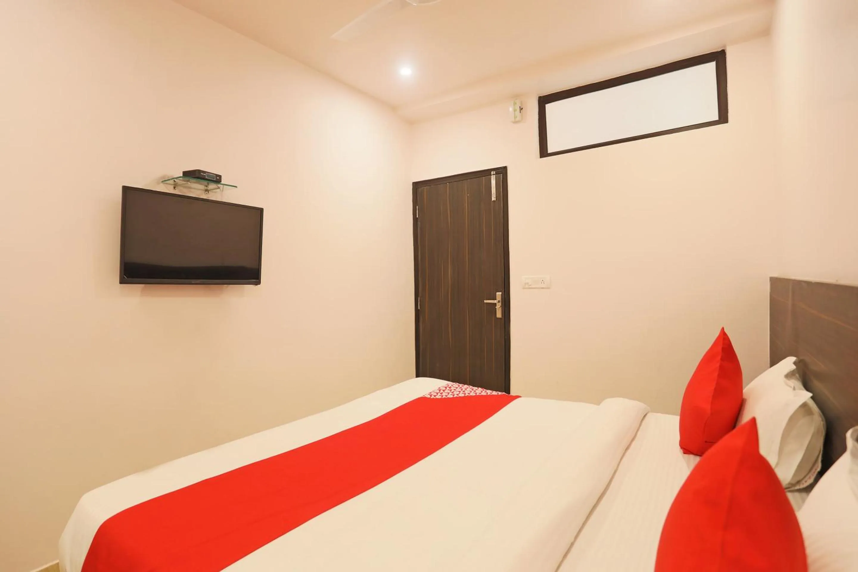 Bedroom, Bed in Hotel O DSG Residency