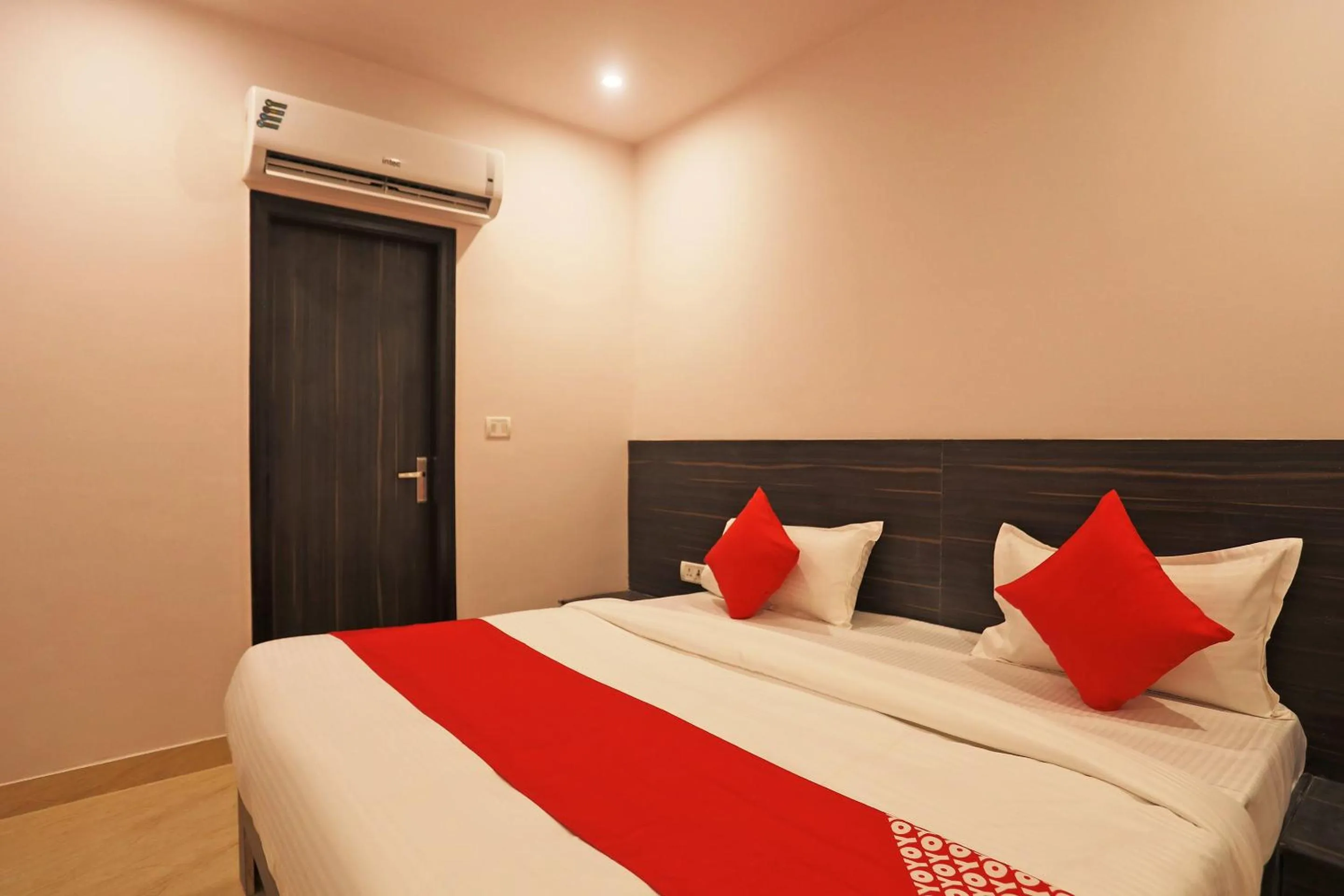 Bedroom, Bed in Hotel O DSG Residency