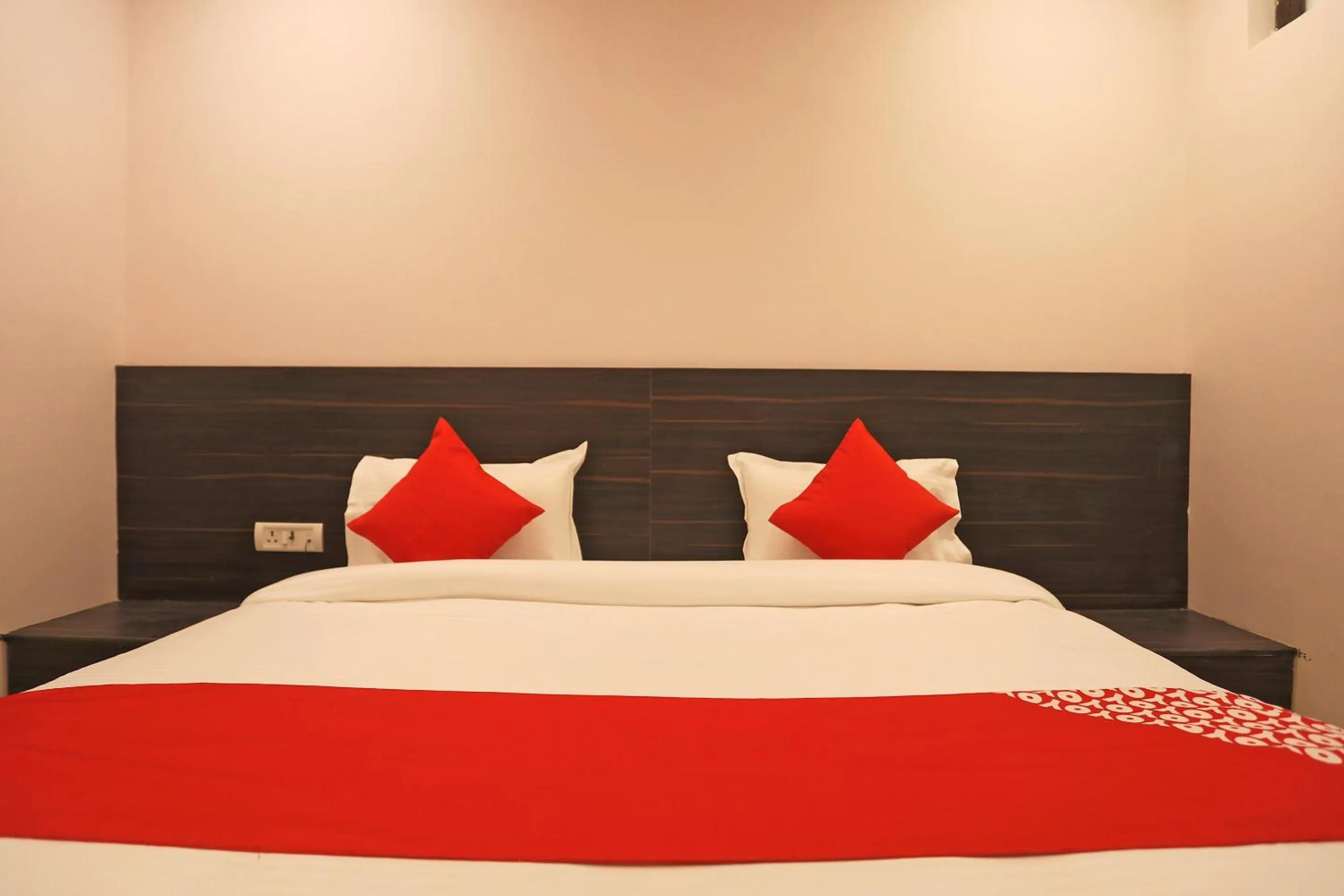 Bedroom, Bed in Hotel O DSG Residency