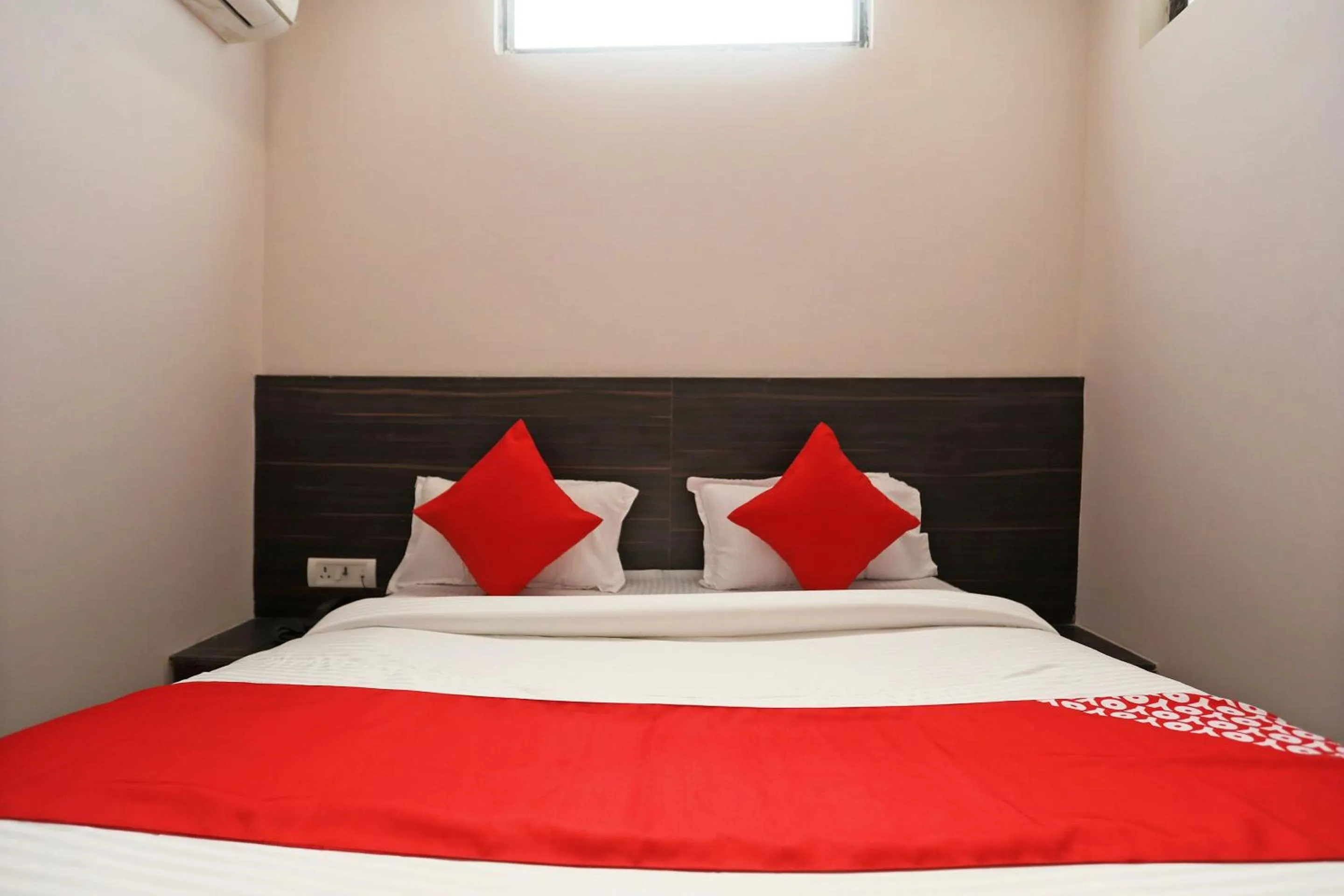 Bedroom, Bed in Hotel O DSG Residency