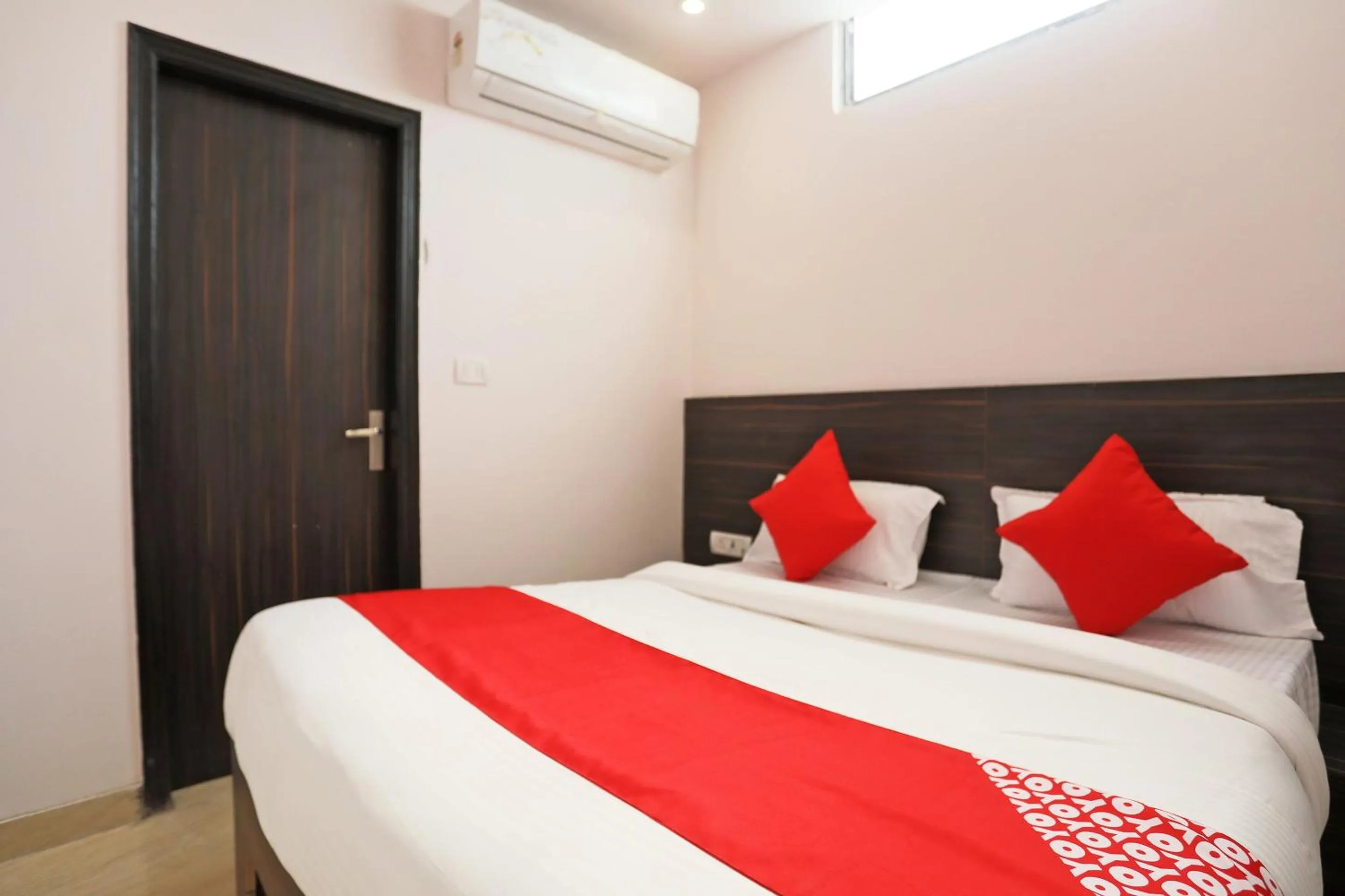 Bedroom, Bed in Hotel O DSG Residency