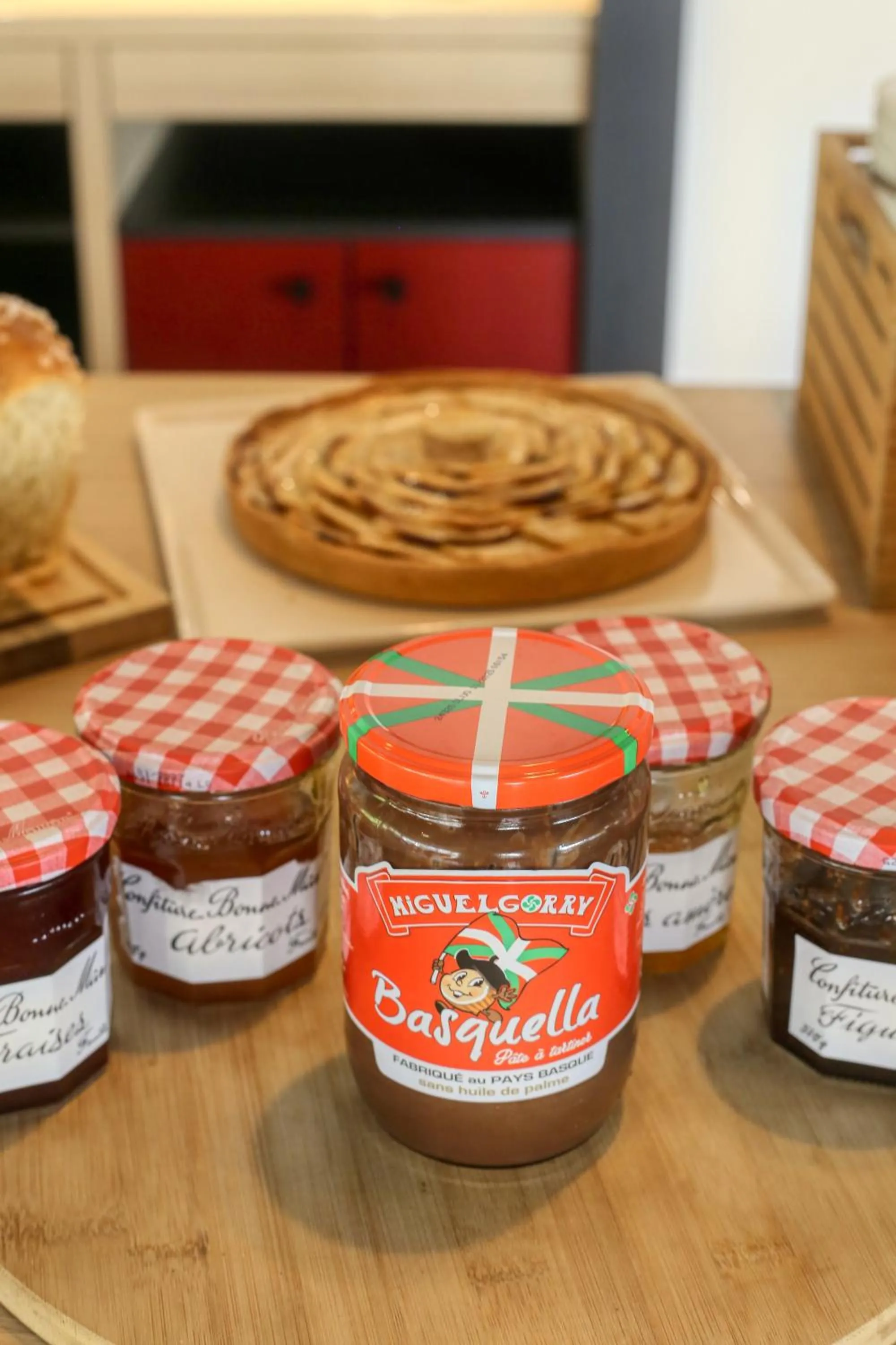 Buffet breakfast in ibis Biarritz Anglet Aéroport