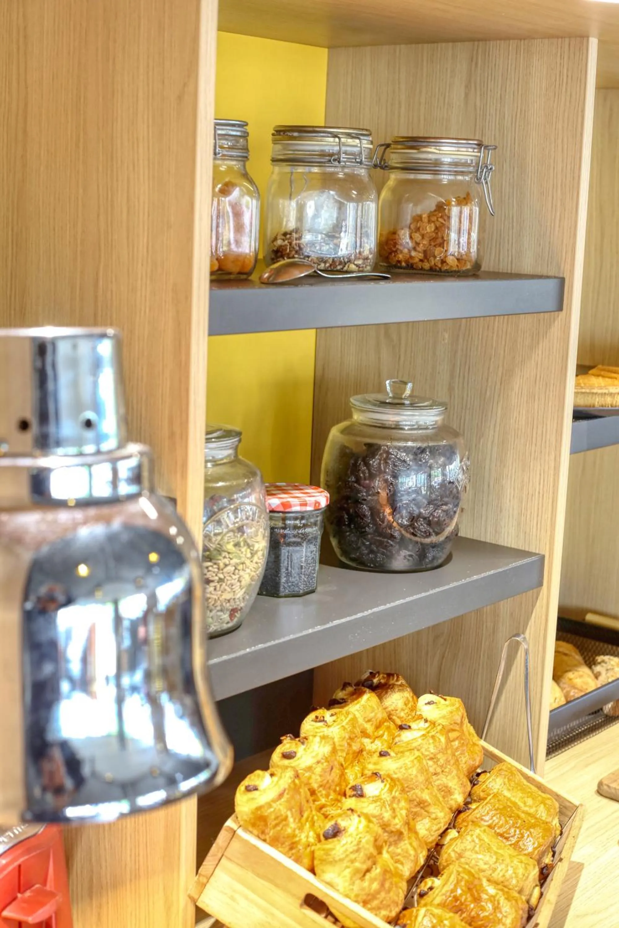 Breakfast in ibis Biarritz Anglet Aéroport