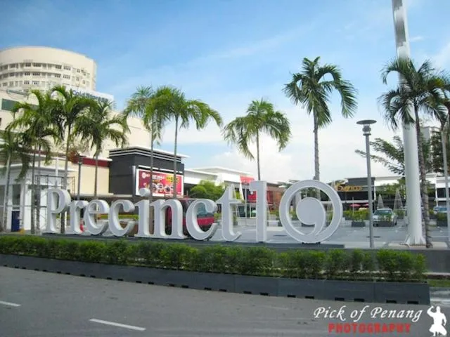 Off site in Seaview Landmark Studio Homestay at Gurney 无敌海景套房