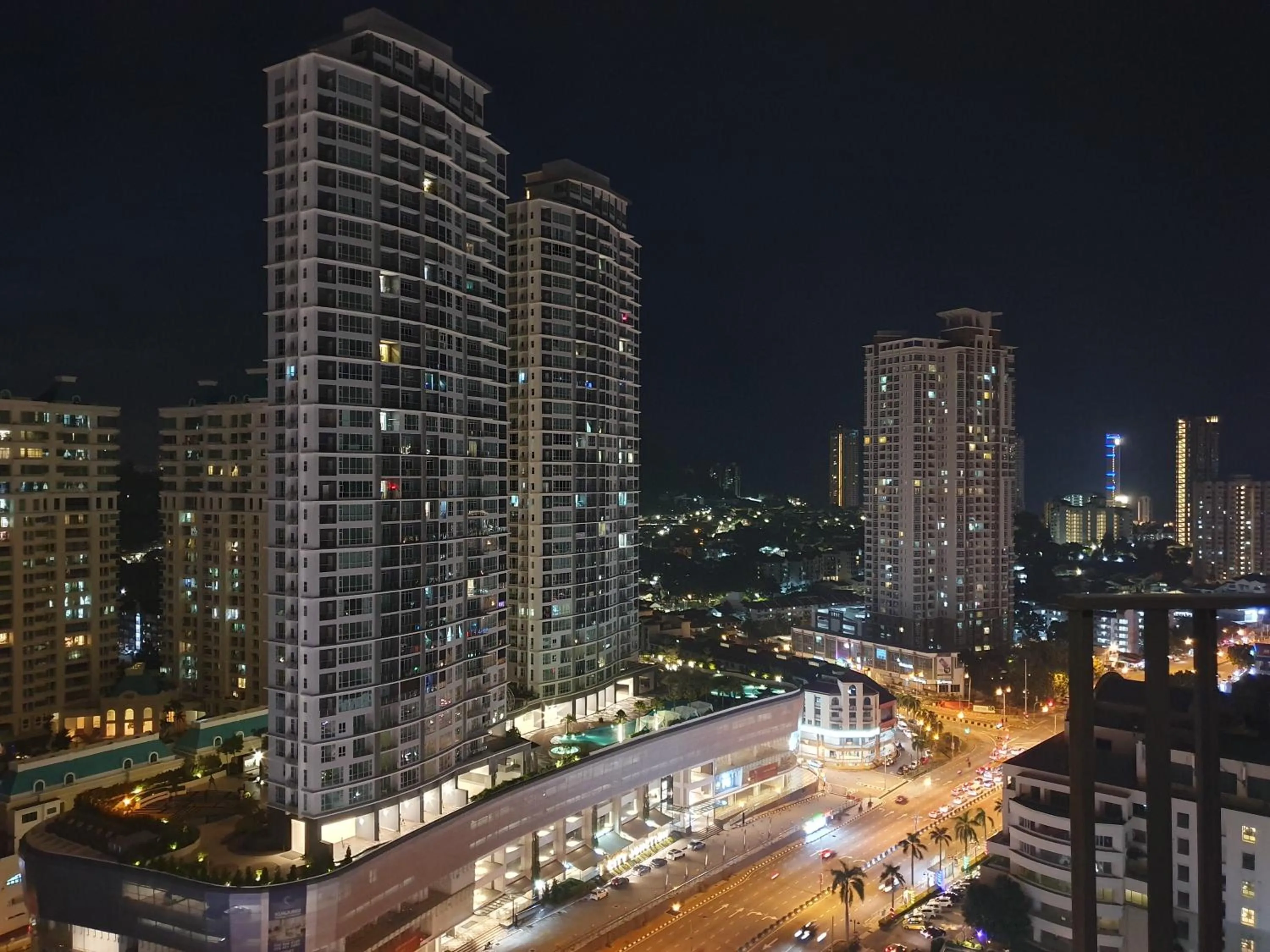 City view in Seaview Landmark Studio Homestay at Gurney 无敌海景套房