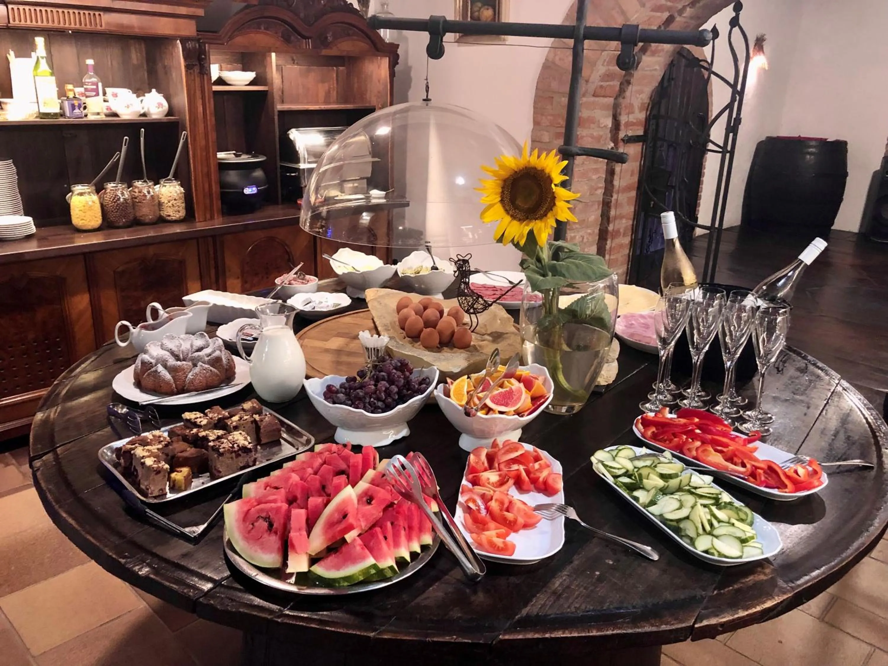 Food and drinks in Villa Daniela