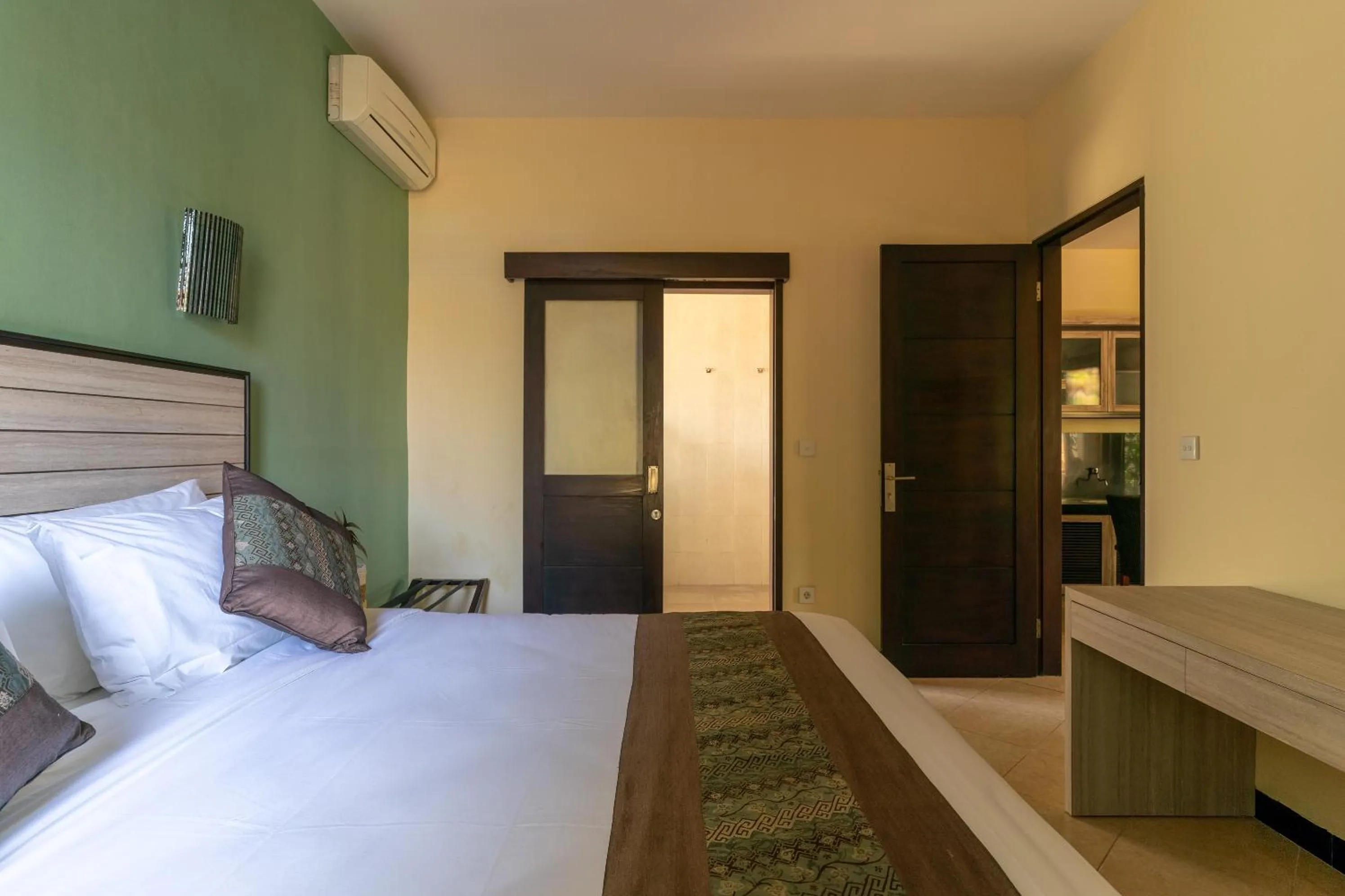 Bed in Benian Villas