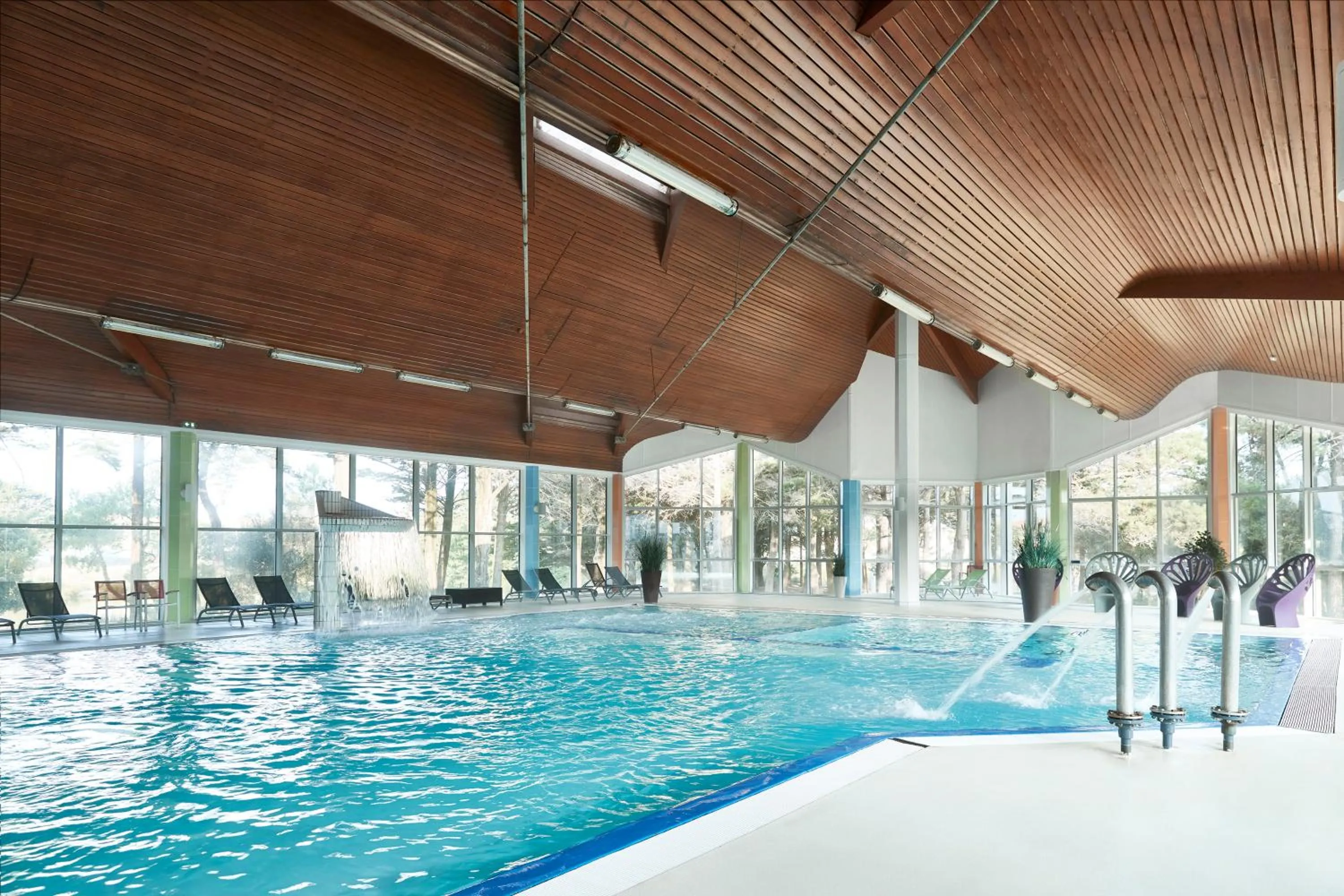 Spa and wellness centre/facilities in Hôtel Valdys Thalasso & Spa - les Pins