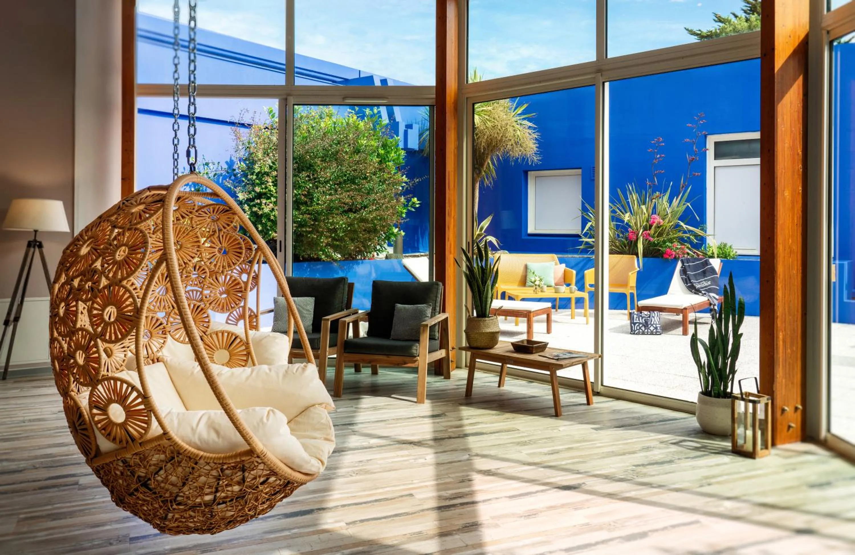 Solarium in Hôtel Valdys Thalasso & Spa - les Pins