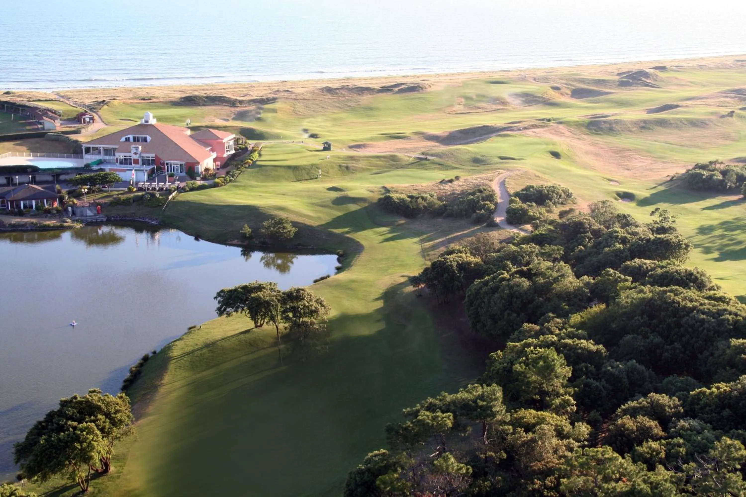 Nearby landmark in Hôtel Valdys Thalasso & Spa - les Pins
