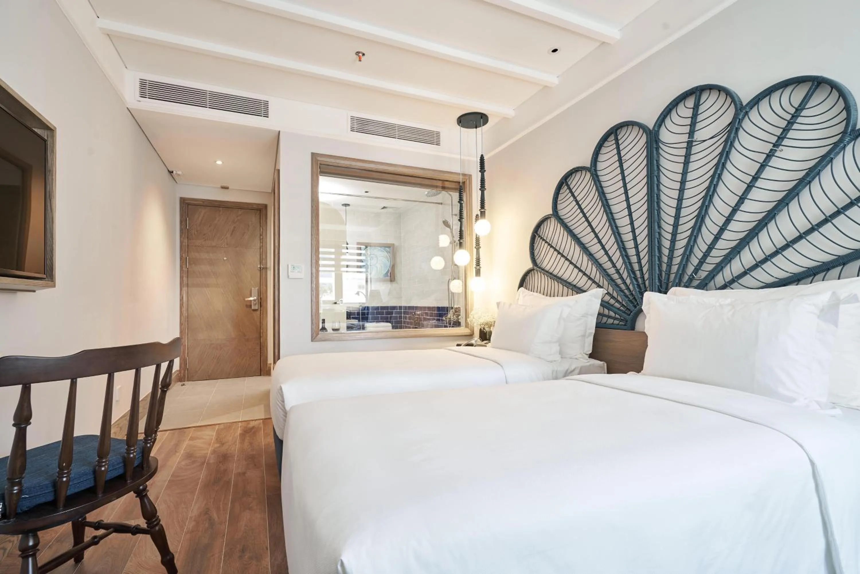 Bedroom, Bed in Sofiana My Khe Hotel & Spa - Rooftop Pool Bar - Free Craft Beer and 20 minute Spa per Room