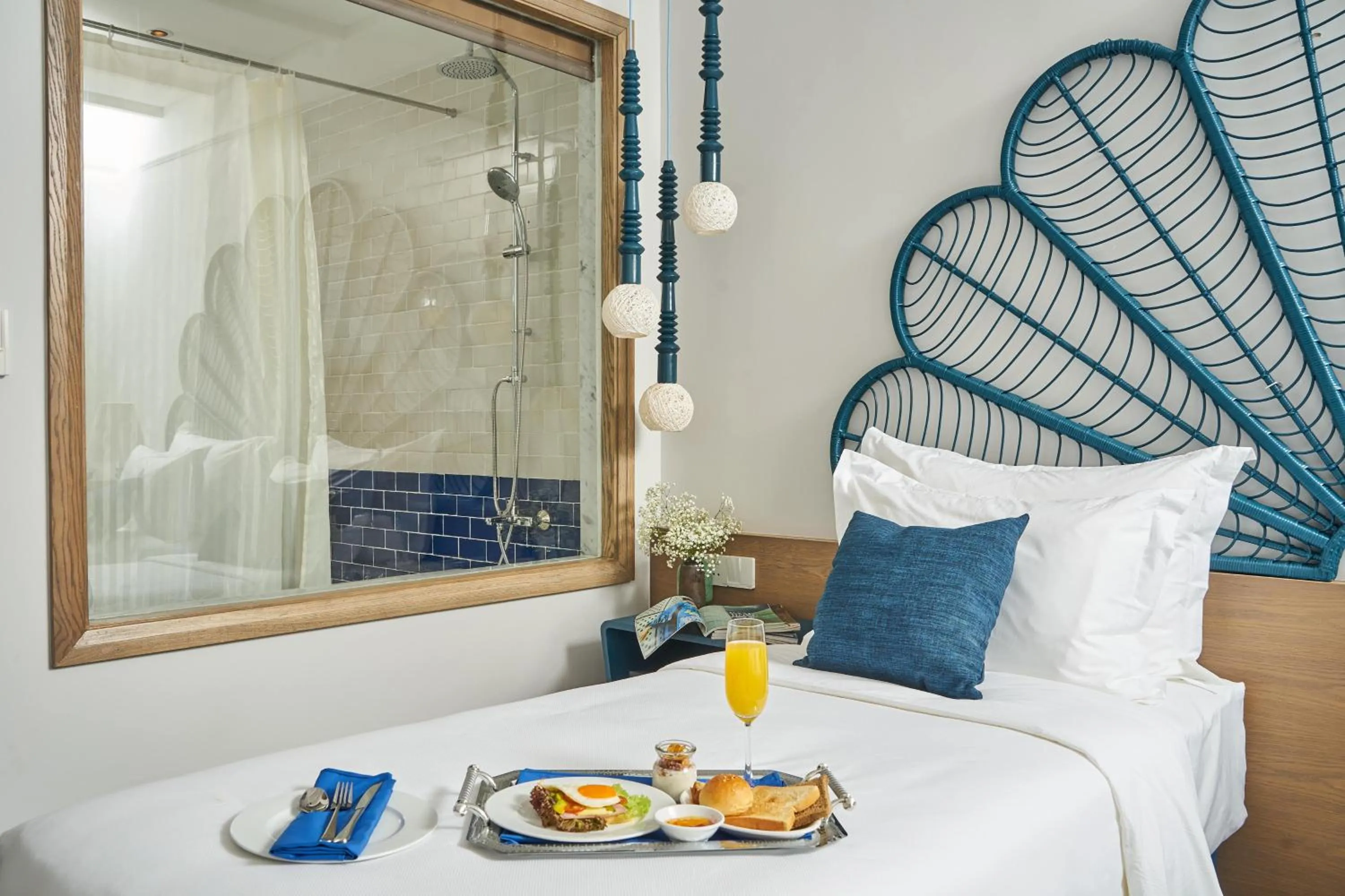 Bed in Sofiana My Khe Hotel & Spa - Rooftop Pool Bar - Free Craft Beer and 20 minute Spa per Room