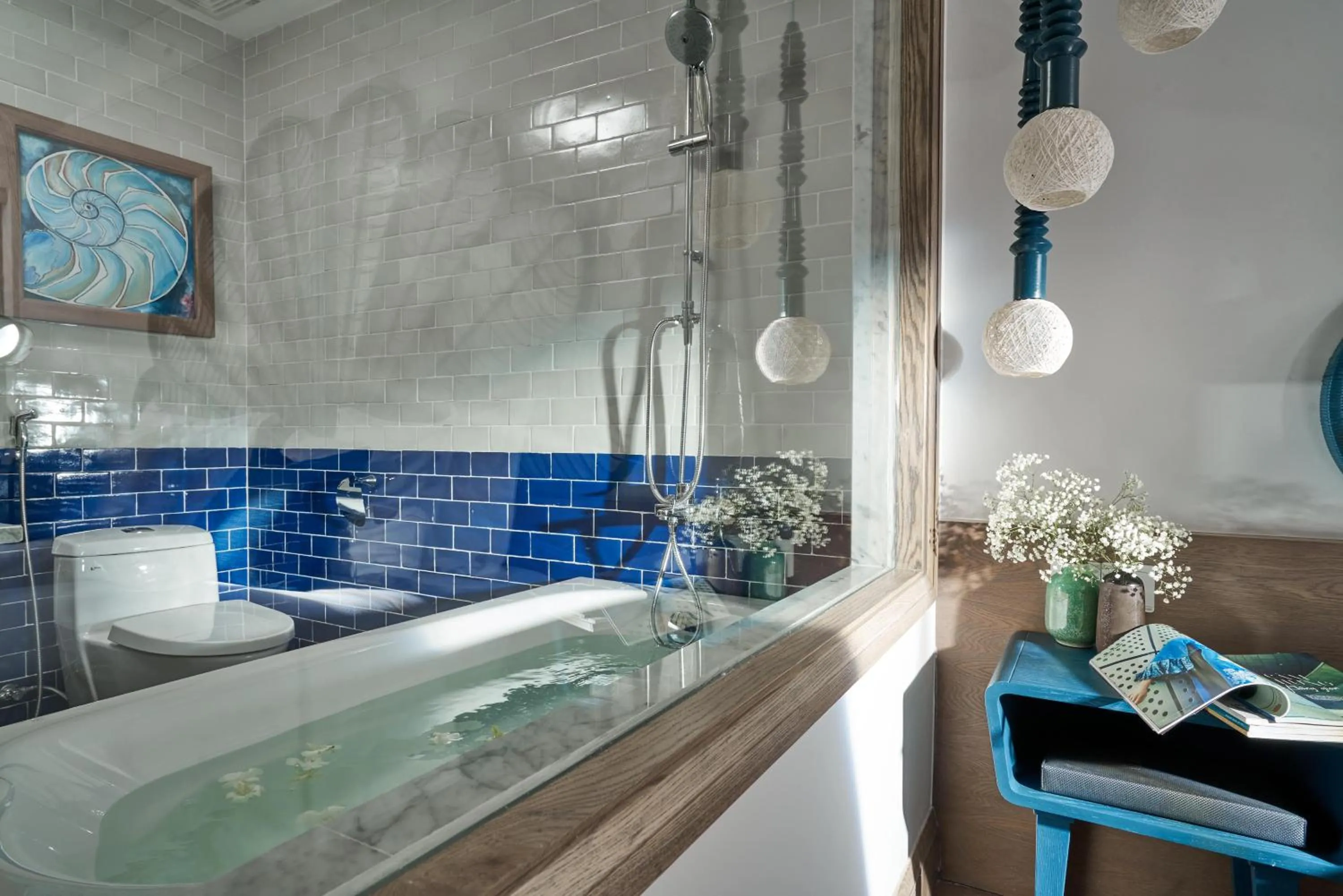 Bath in Sofiana My Khe Hotel & Spa - Rooftop Pool Bar - Free Craft Beer and 20 minute Spa per Room