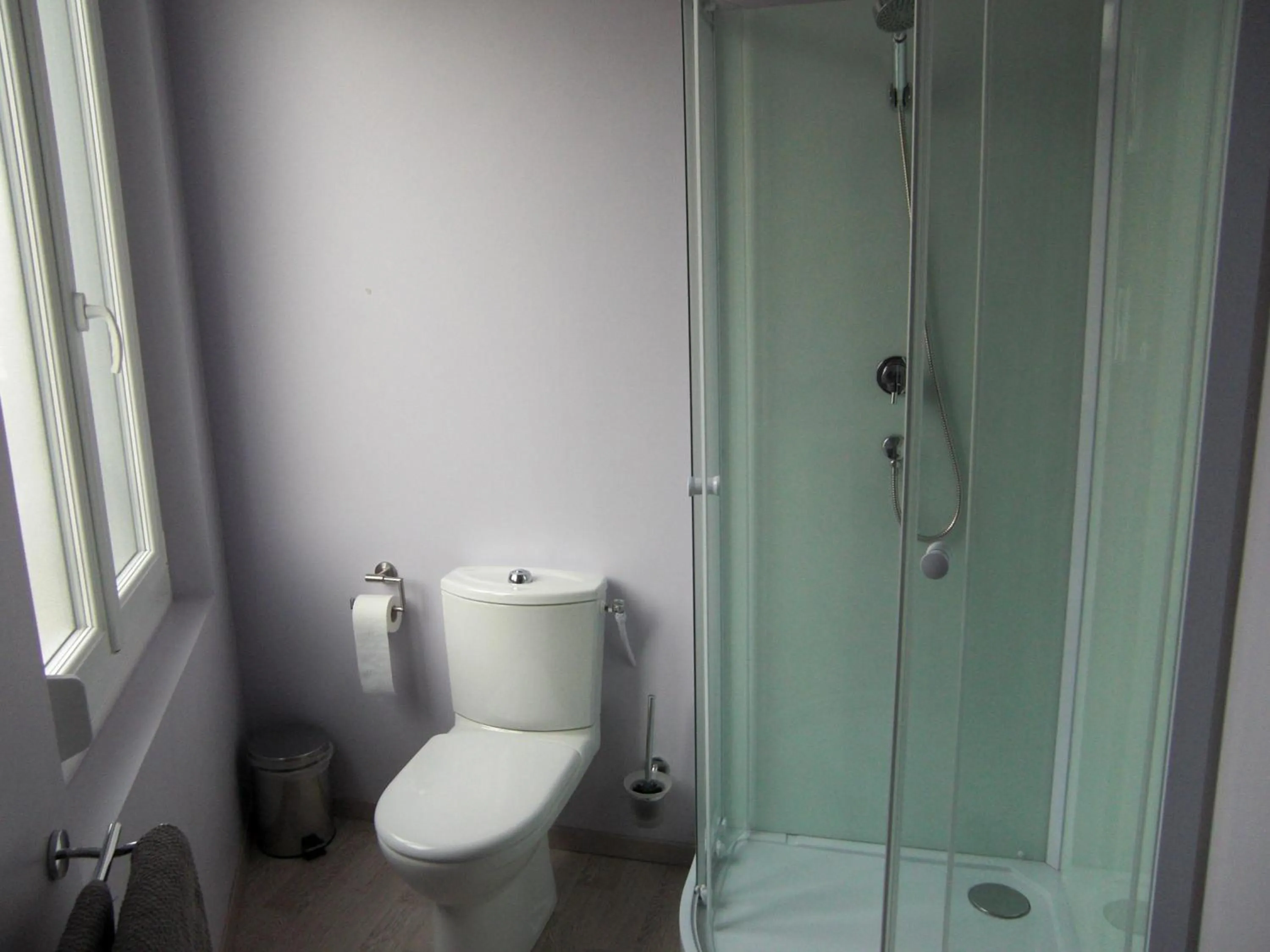 Shower in Hotel Le Colbert epernay