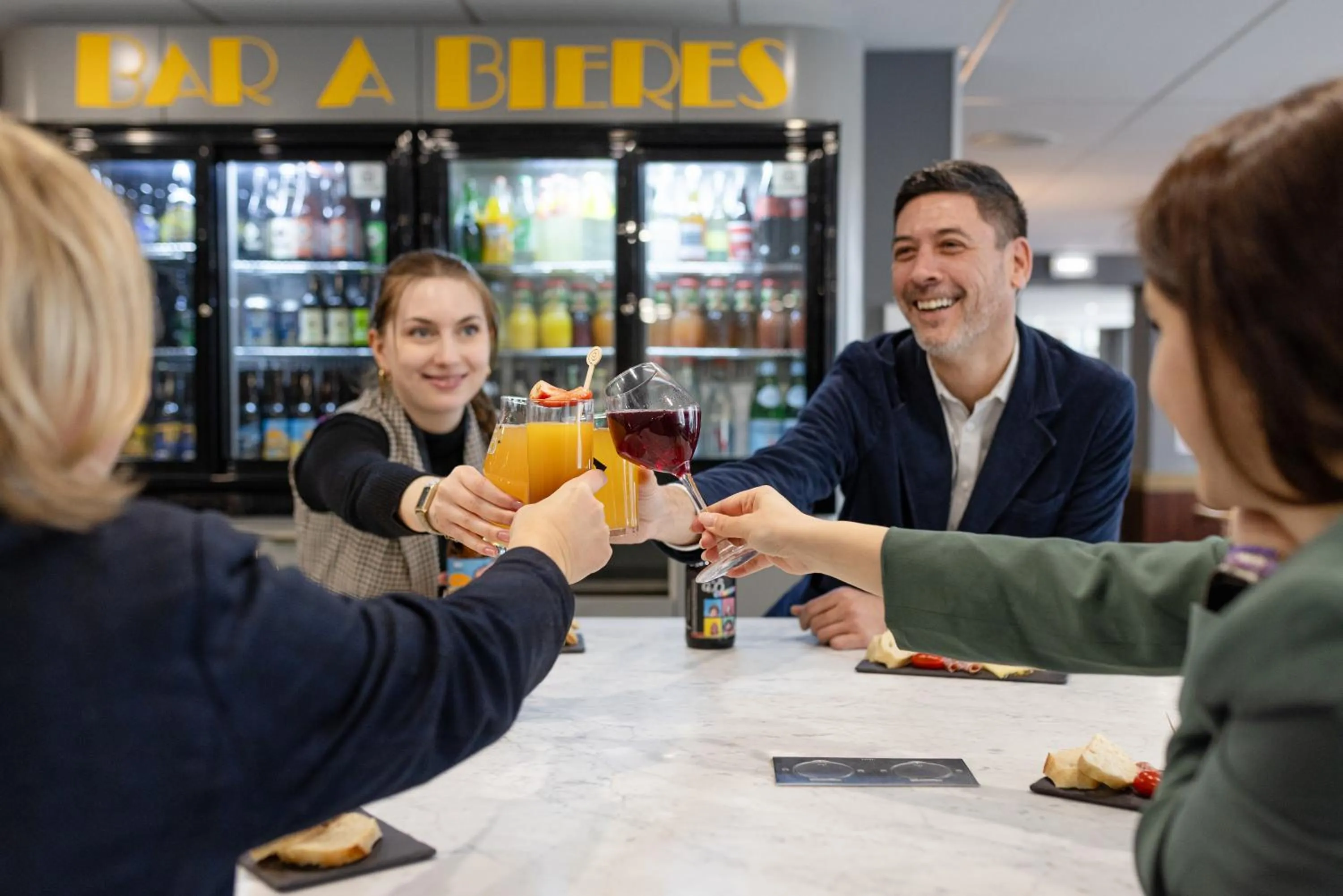 Lounge or bar in Mercure Nancy Centre Place Stanislas