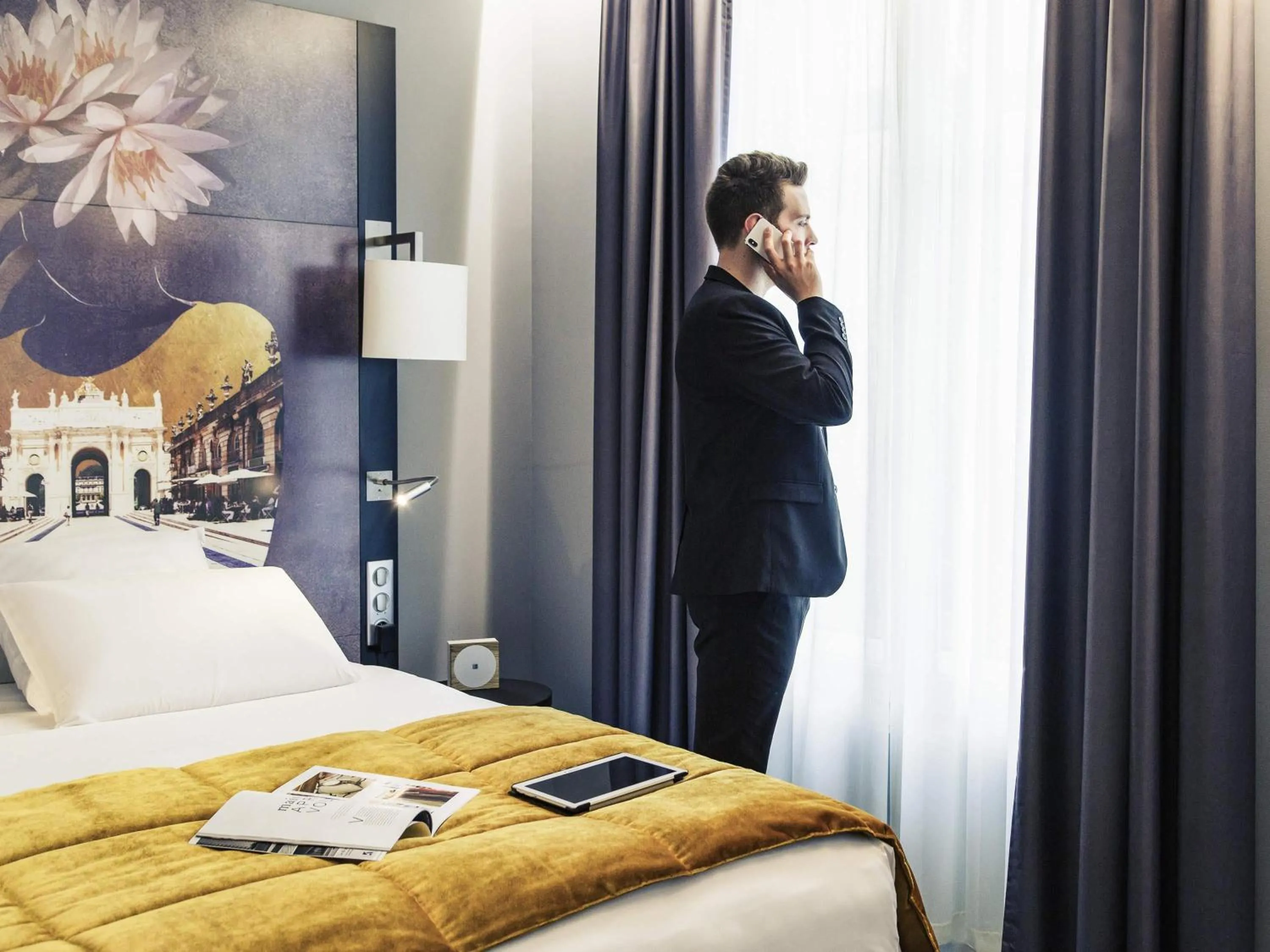 Property building, Bed in Mercure Nancy Centre Place Stanislas