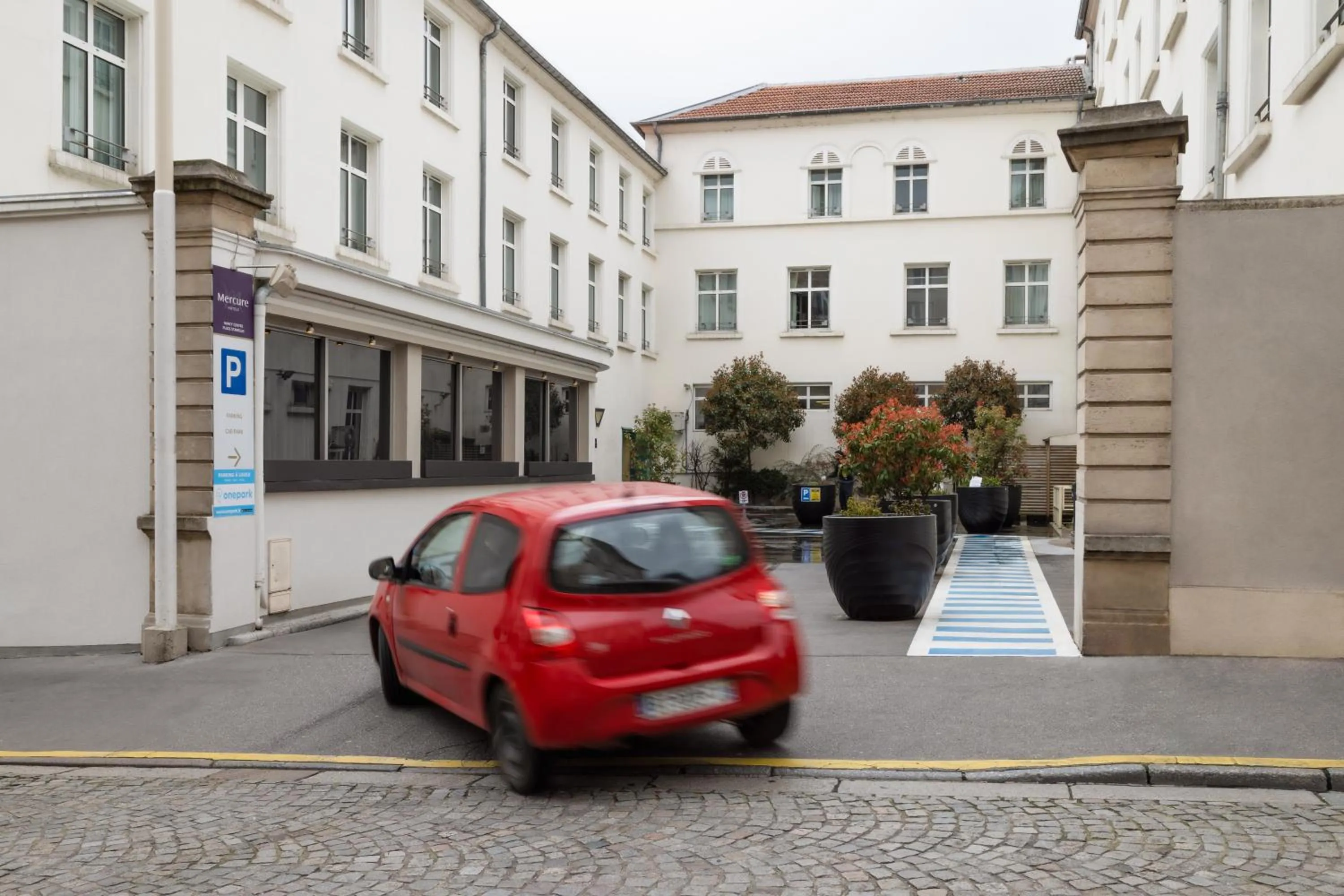 Property building in Mercure Nancy Centre Place Stanislas