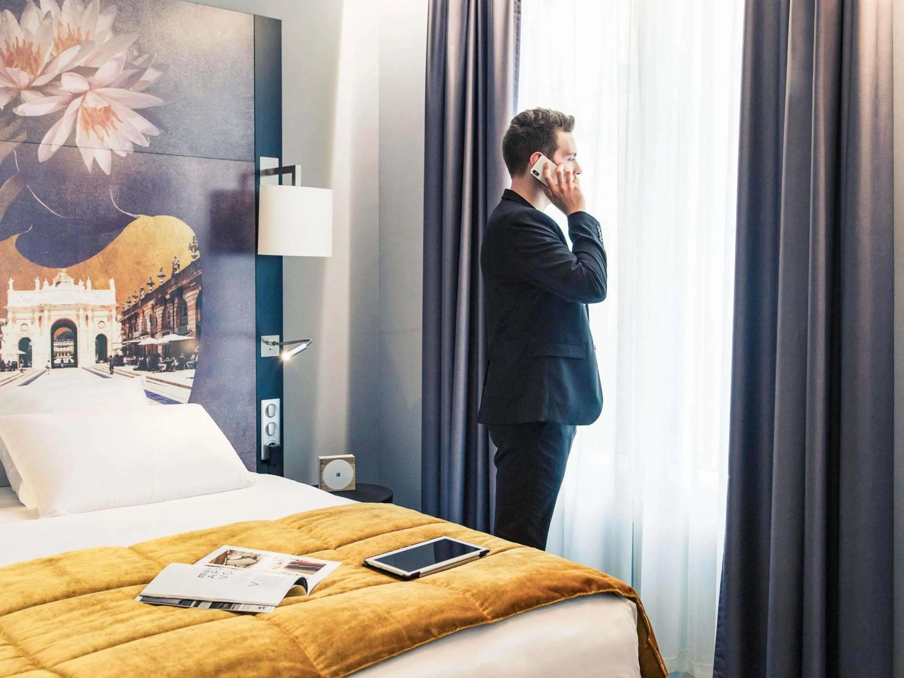 Property building, Bed in Mercure Nancy Centre Place Stanislas