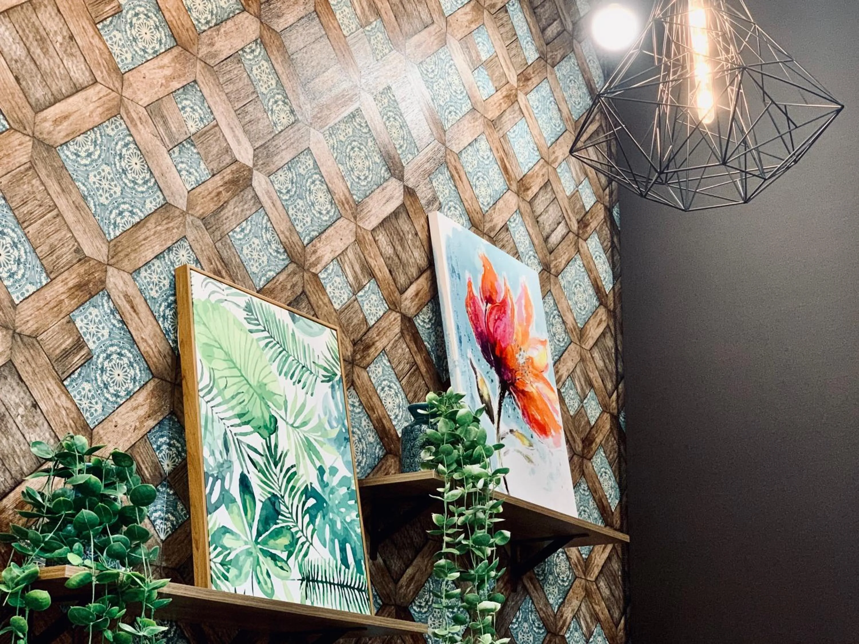 Living room in EkoCheras Suite by MOKA