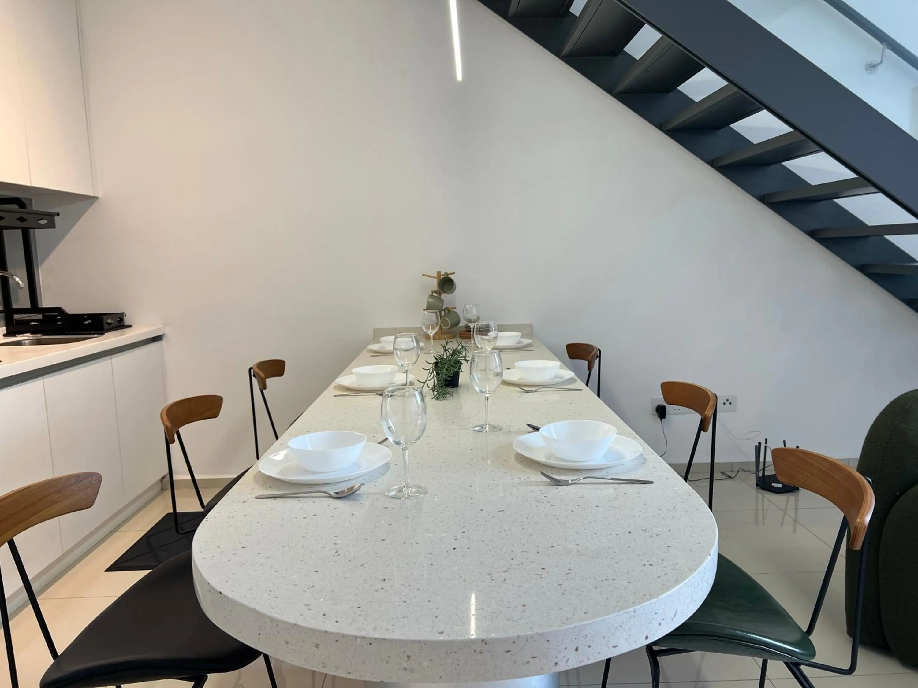 Dining area in EkoCheras Suite by MOKA