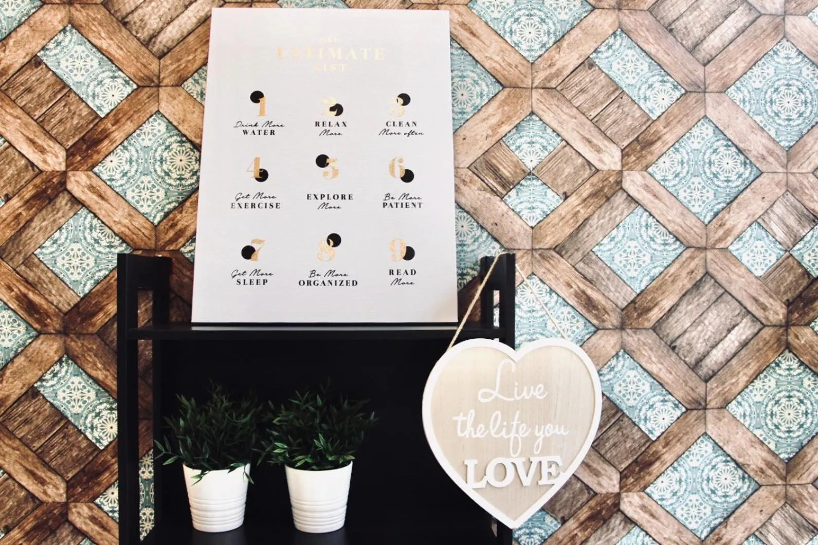 Living room in EkoCheras Suite by MOKA