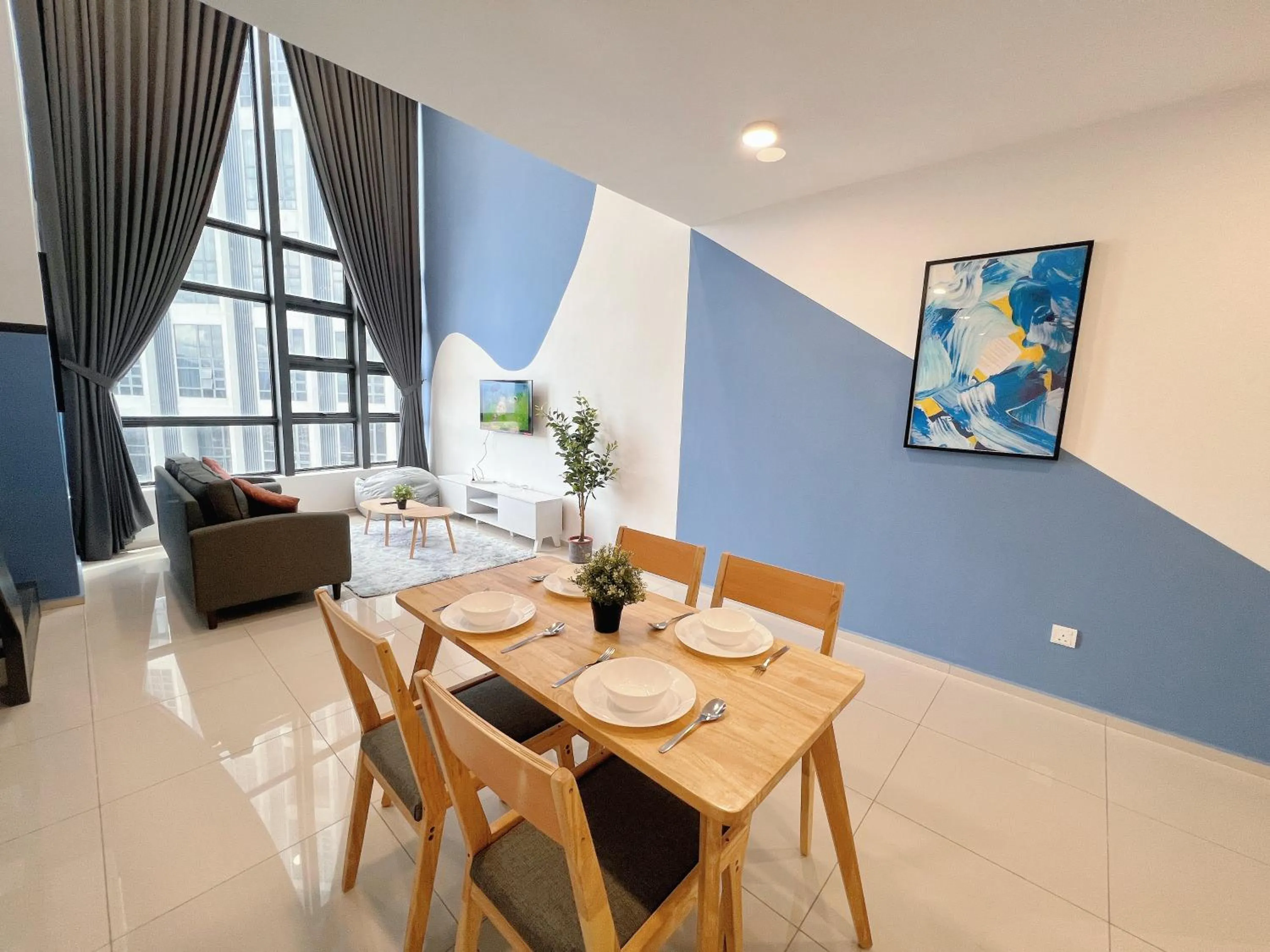 Dining area in EkoCheras Suite by MOKA