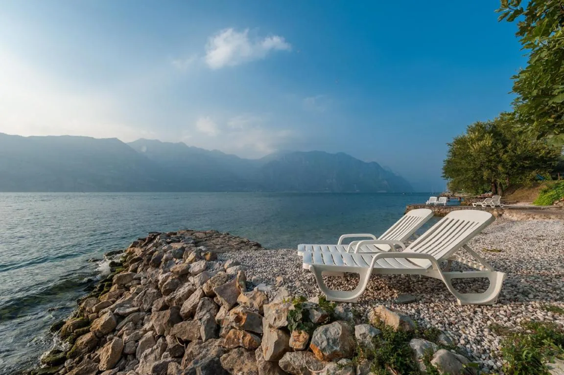 Day in Hotel Villa Carmen